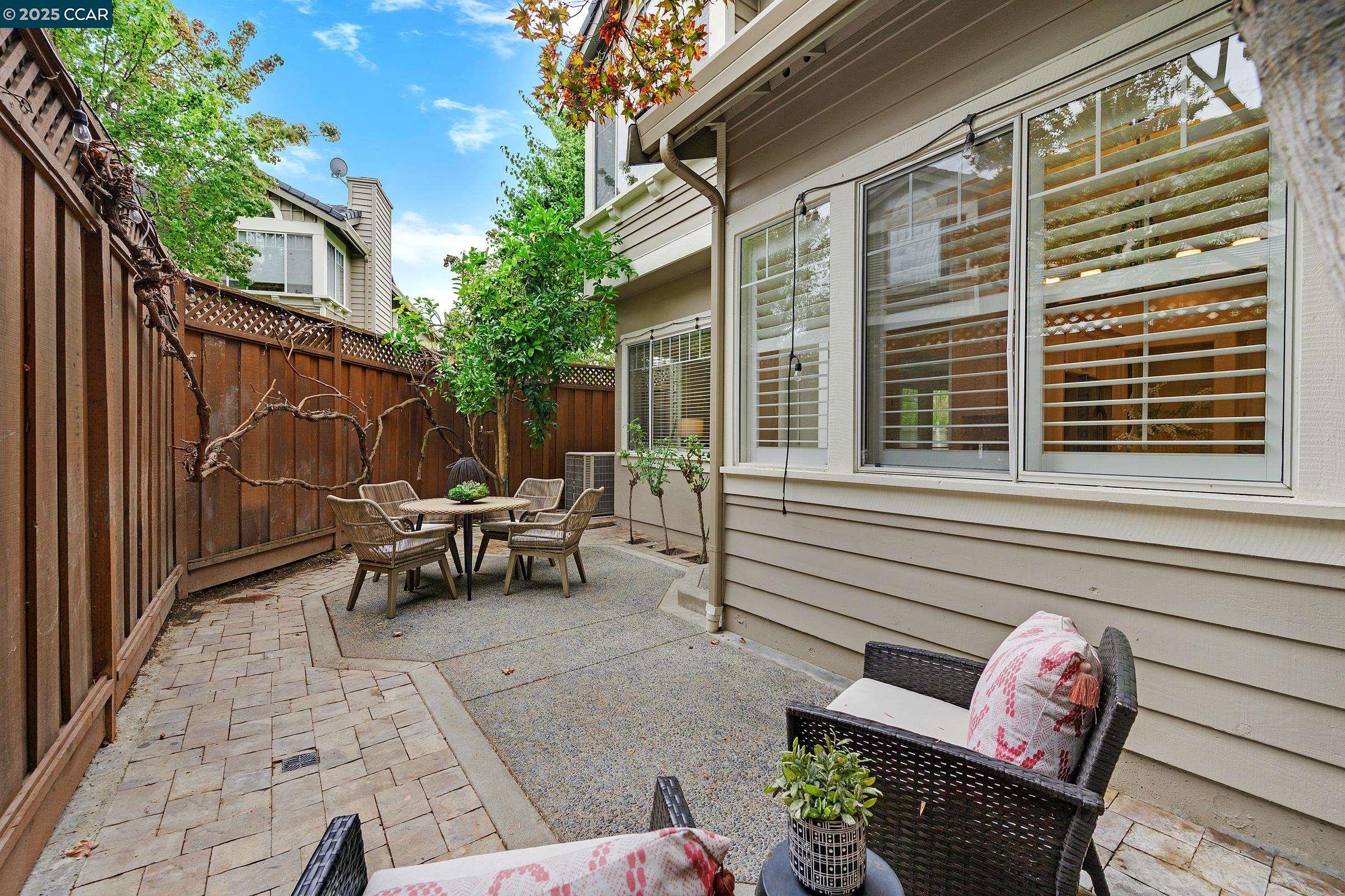 Detail Gallery Image 35 of 51 For 422 Sutton Cir, Danville,  CA 94506 - 4 Beds | 2/1 Baths
