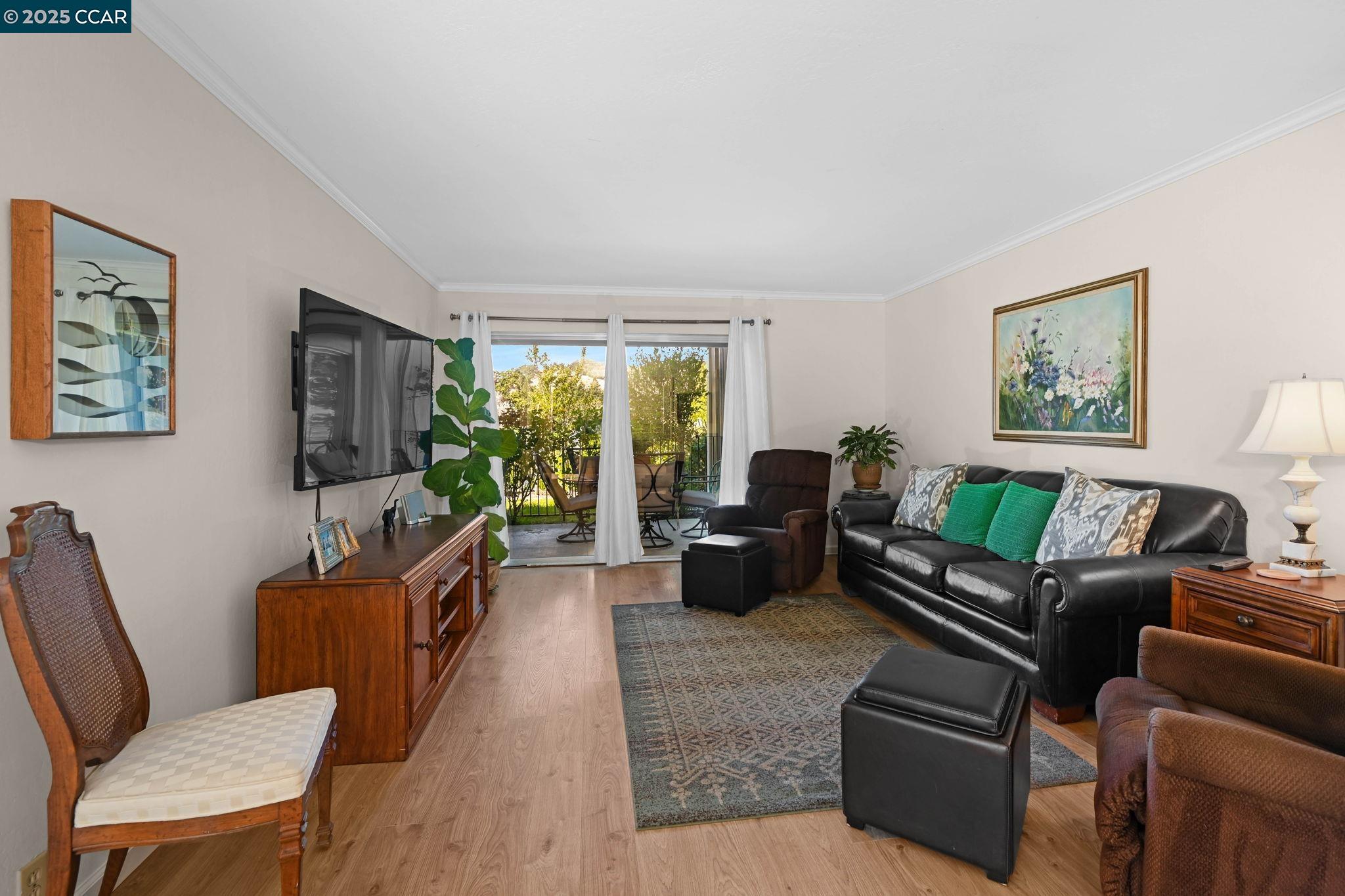 Photo #5: 41109334 Listing 