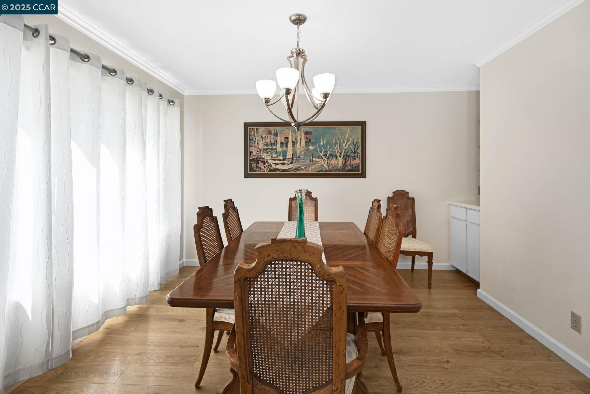 Photo #8: 41109334 Listing: Photo #8