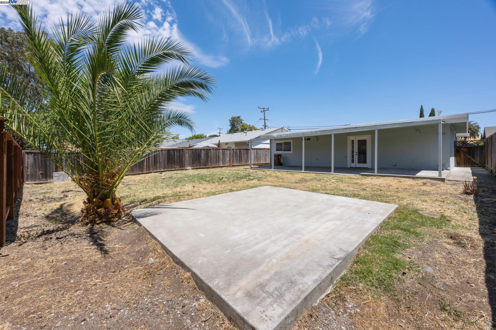 Detail Gallery Image 17 of 18 For 4260 Irene Drive, Martinez,  CA 94553 - 3 Beds | 1 Baths