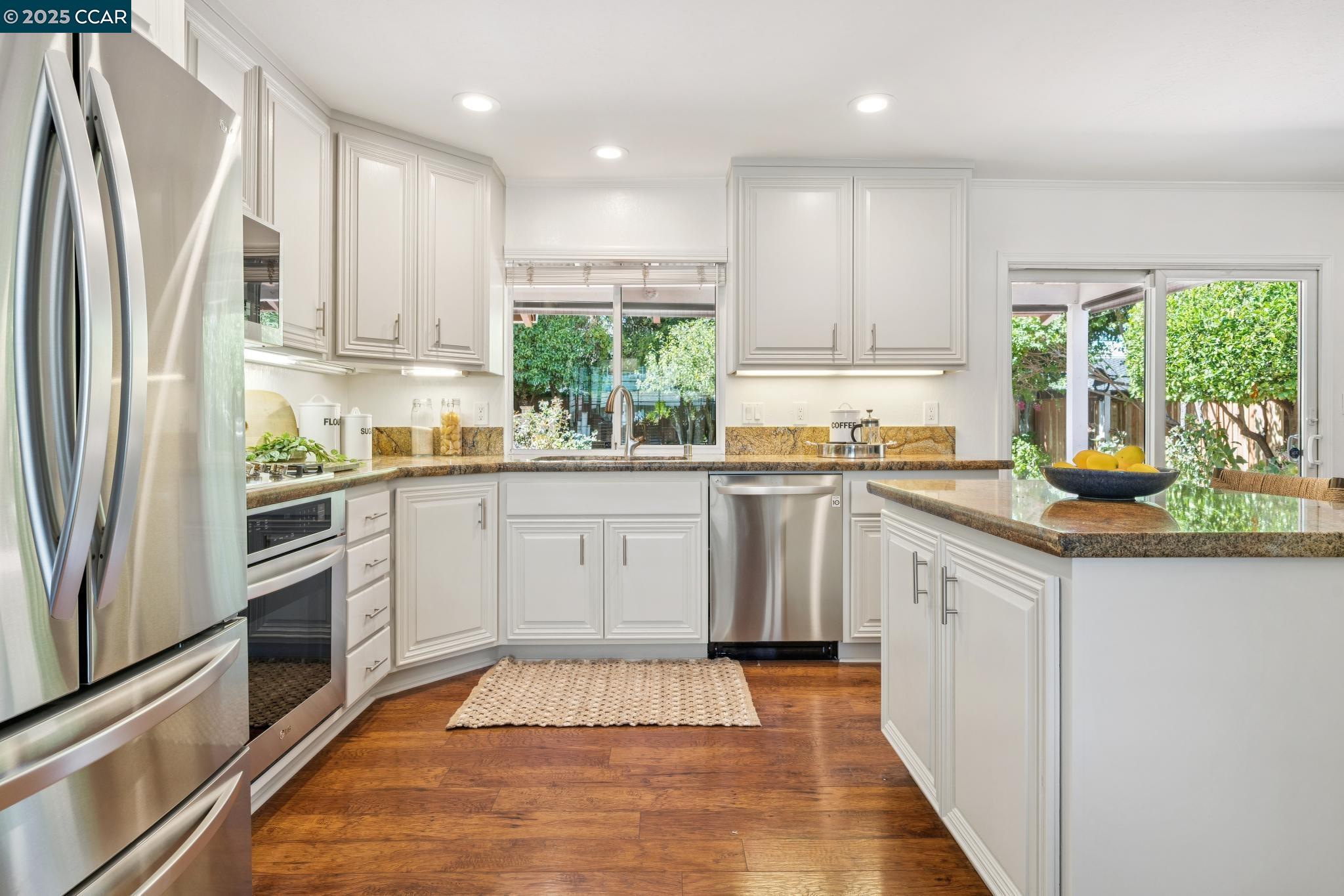 Detail Gallery Image 13 of 55 For 745 San Marcos Ct, Concord,  CA 94518 - 3 Beds | 2 Baths
