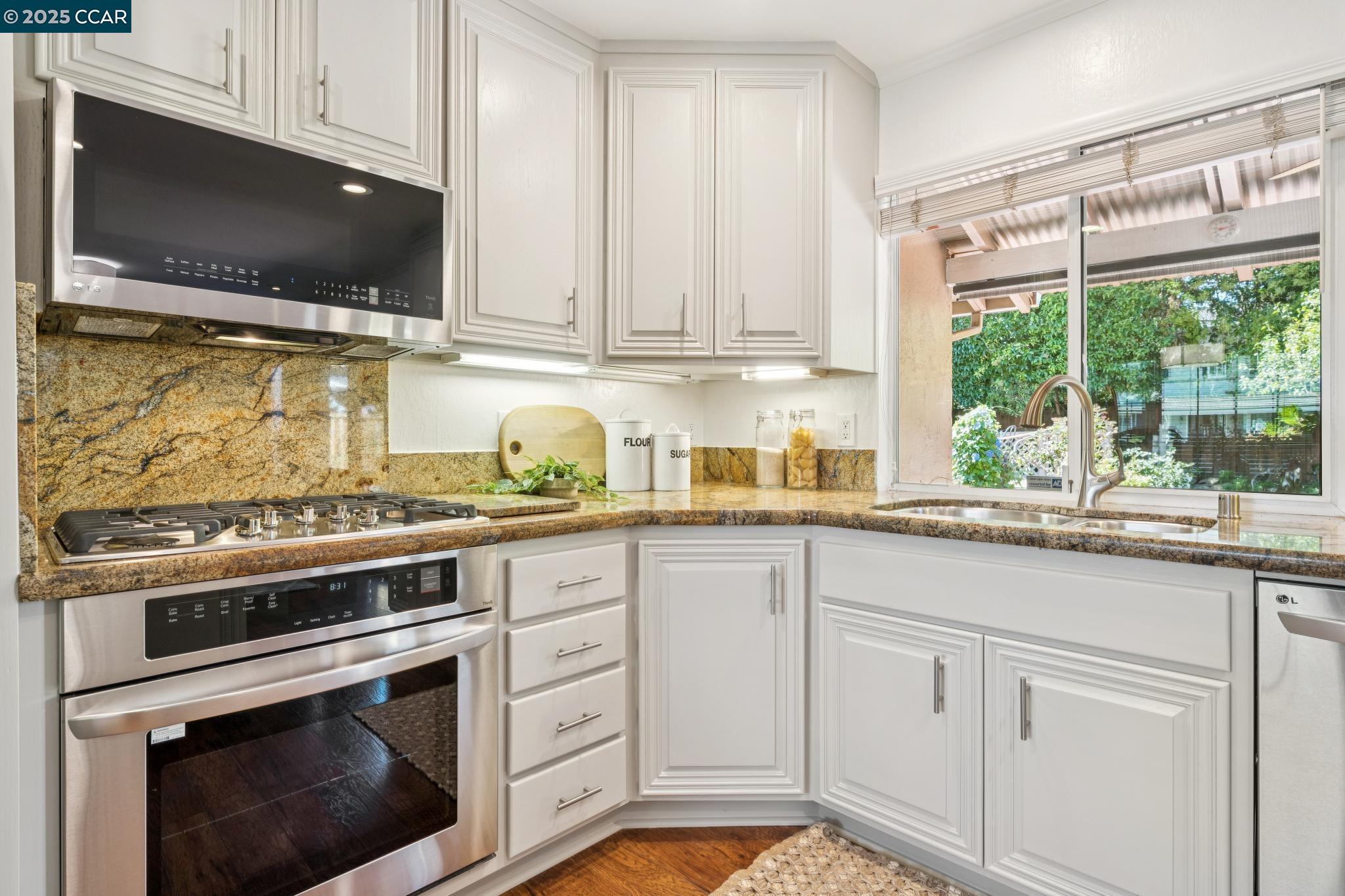 Detail Gallery Image 16 of 55 For 745 San Marcos Ct, Concord,  CA 94518 - 3 Beds | 2 Baths