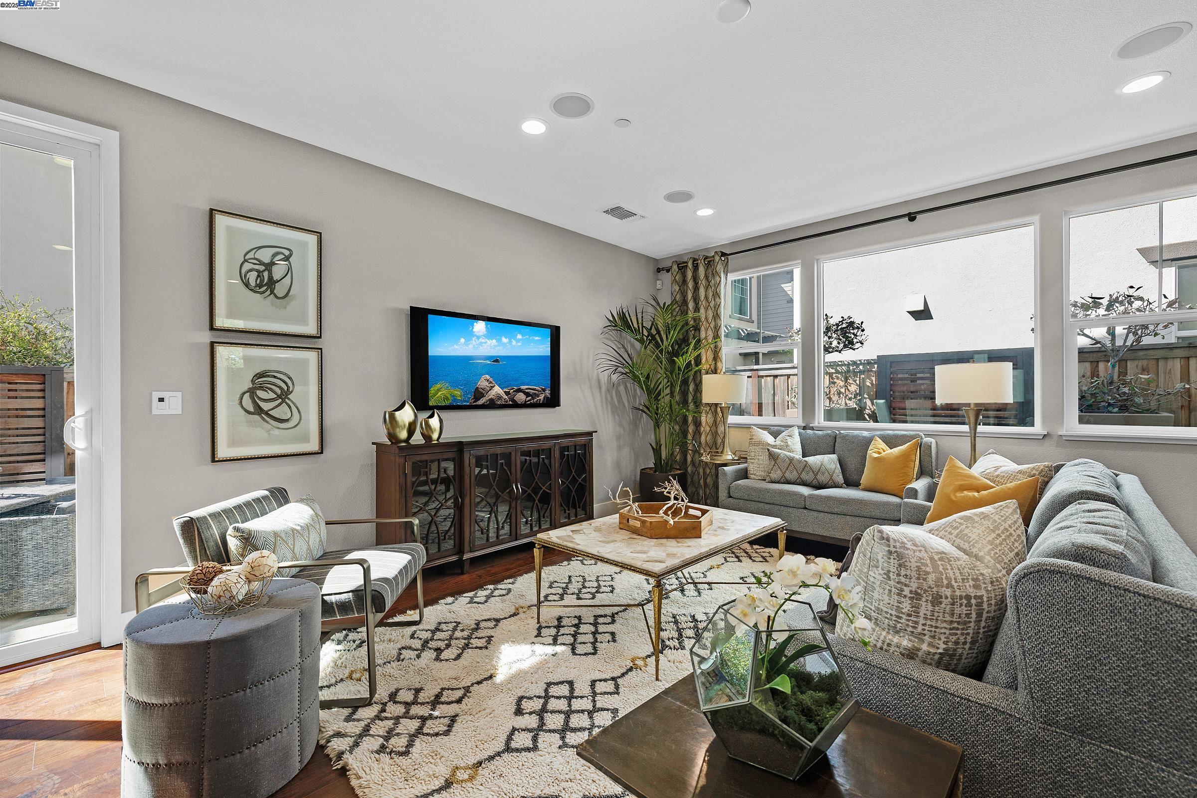 Detail Gallery Image 8 of 38 For 883 Barney Com, Livermore,  CA 94551 - 4 Beds | 3 Baths