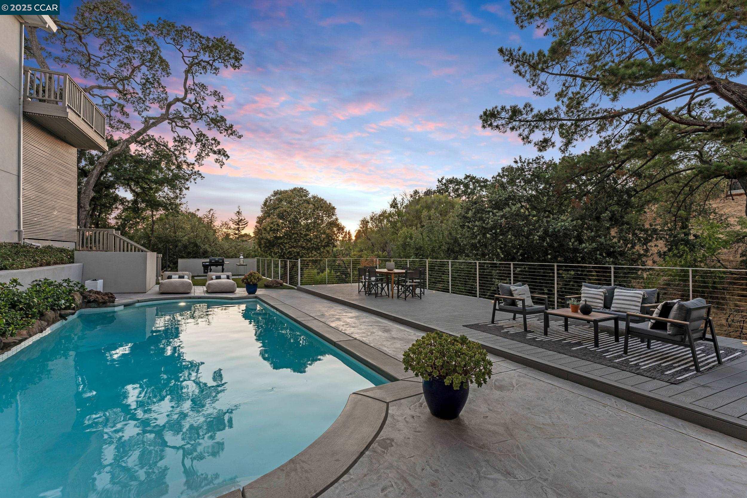 Detail Gallery Image 2 of 60 For 127 Caminar Way, Walnut Creek,  CA 94596 - 5 Beds | 5/1 Baths
