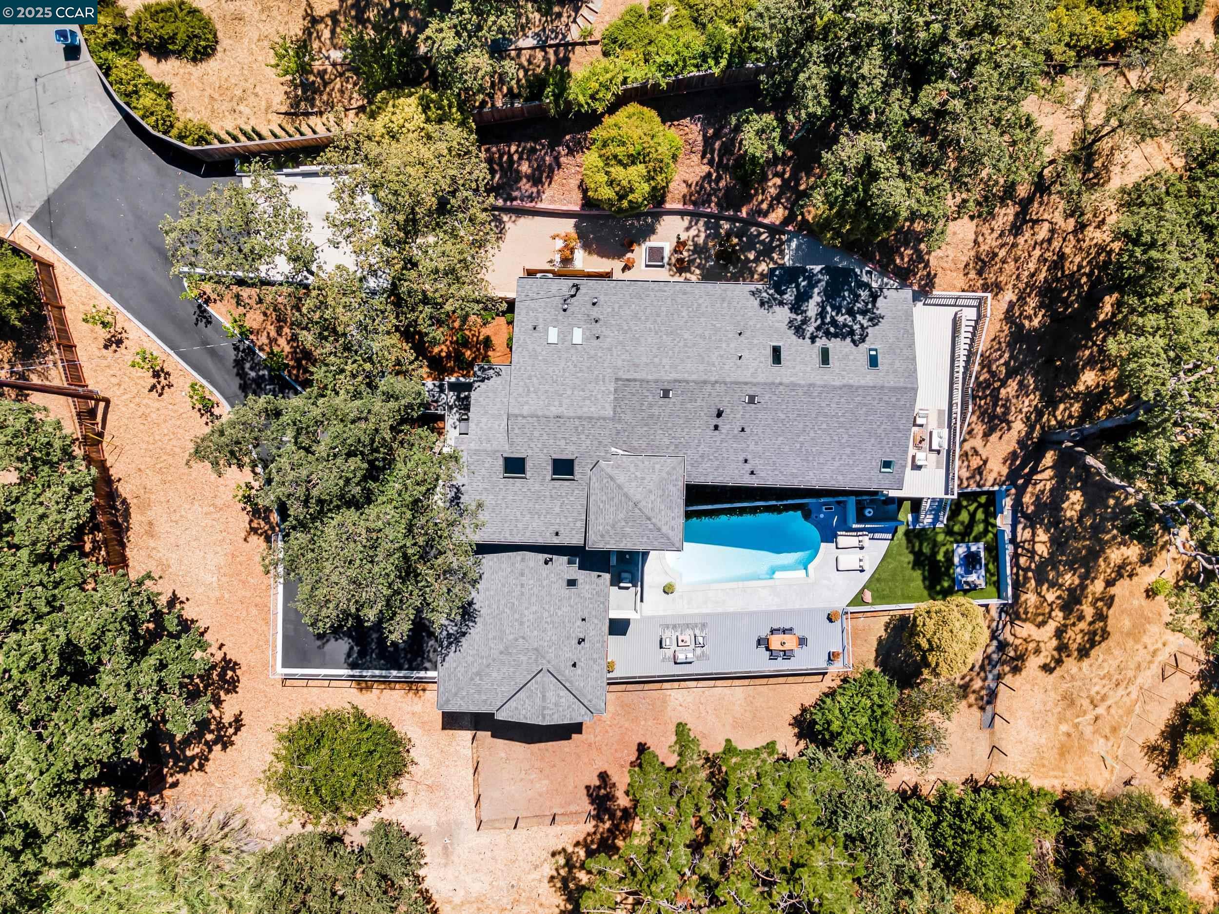 Detail Gallery Image 59 of 60 For 127 Caminar Way, Walnut Creek,  CA 94596 - 5 Beds | 5/1 Baths