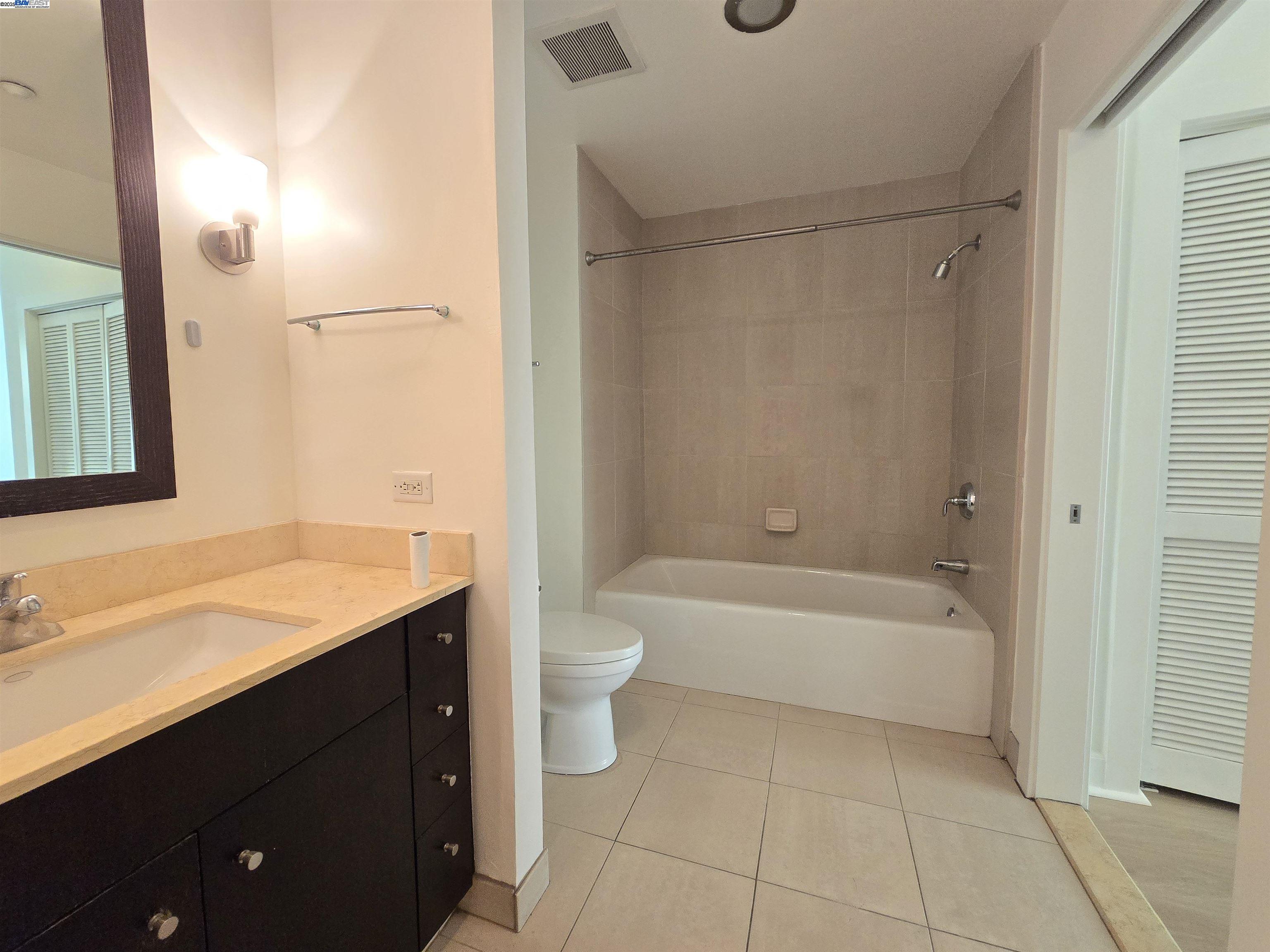Detail Gallery Image 12 of 22 For 585 9th #422,  Oakland,  CA 94607 - 1 Beds | 1 Baths