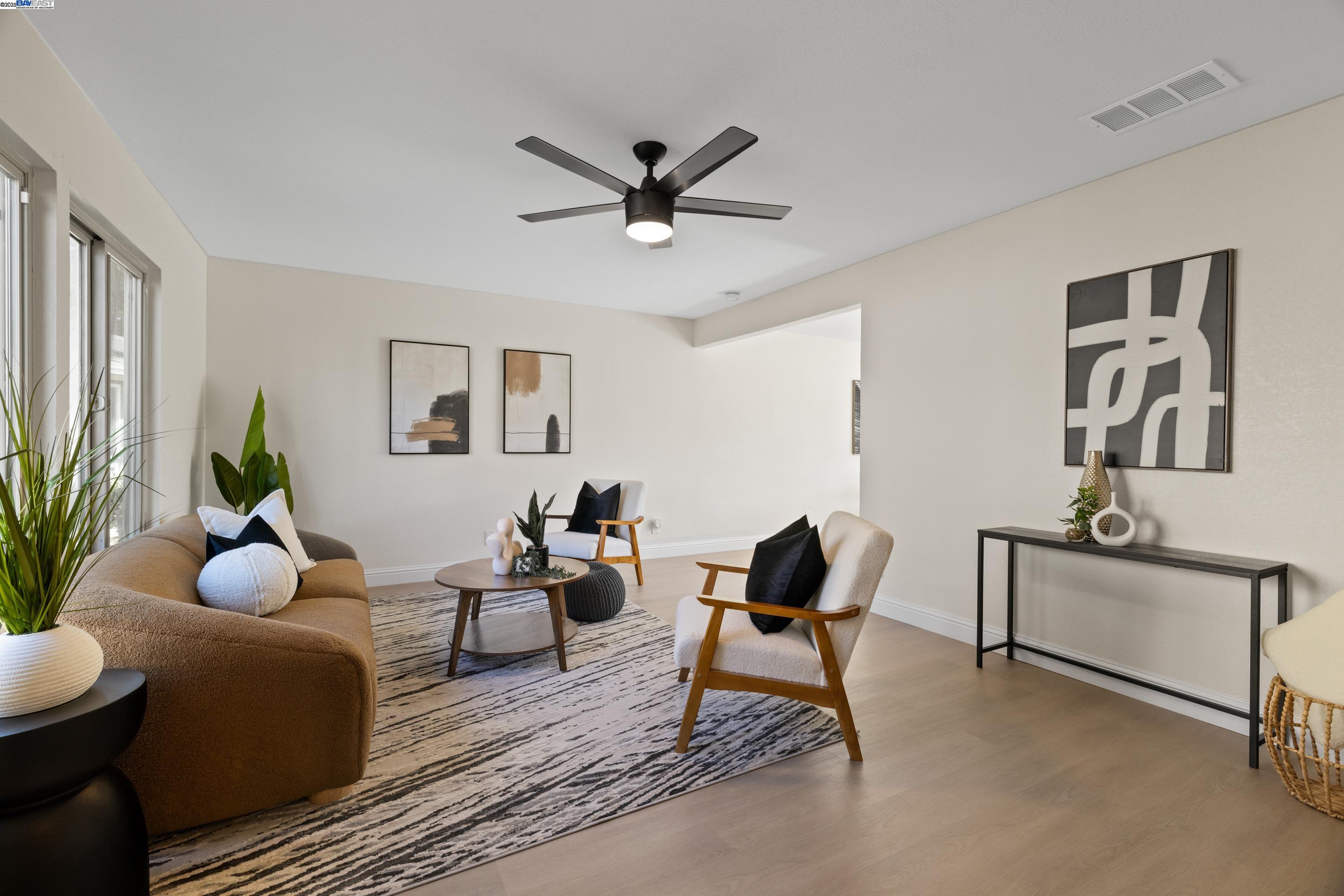 Photo #3: 41109347 Listing 