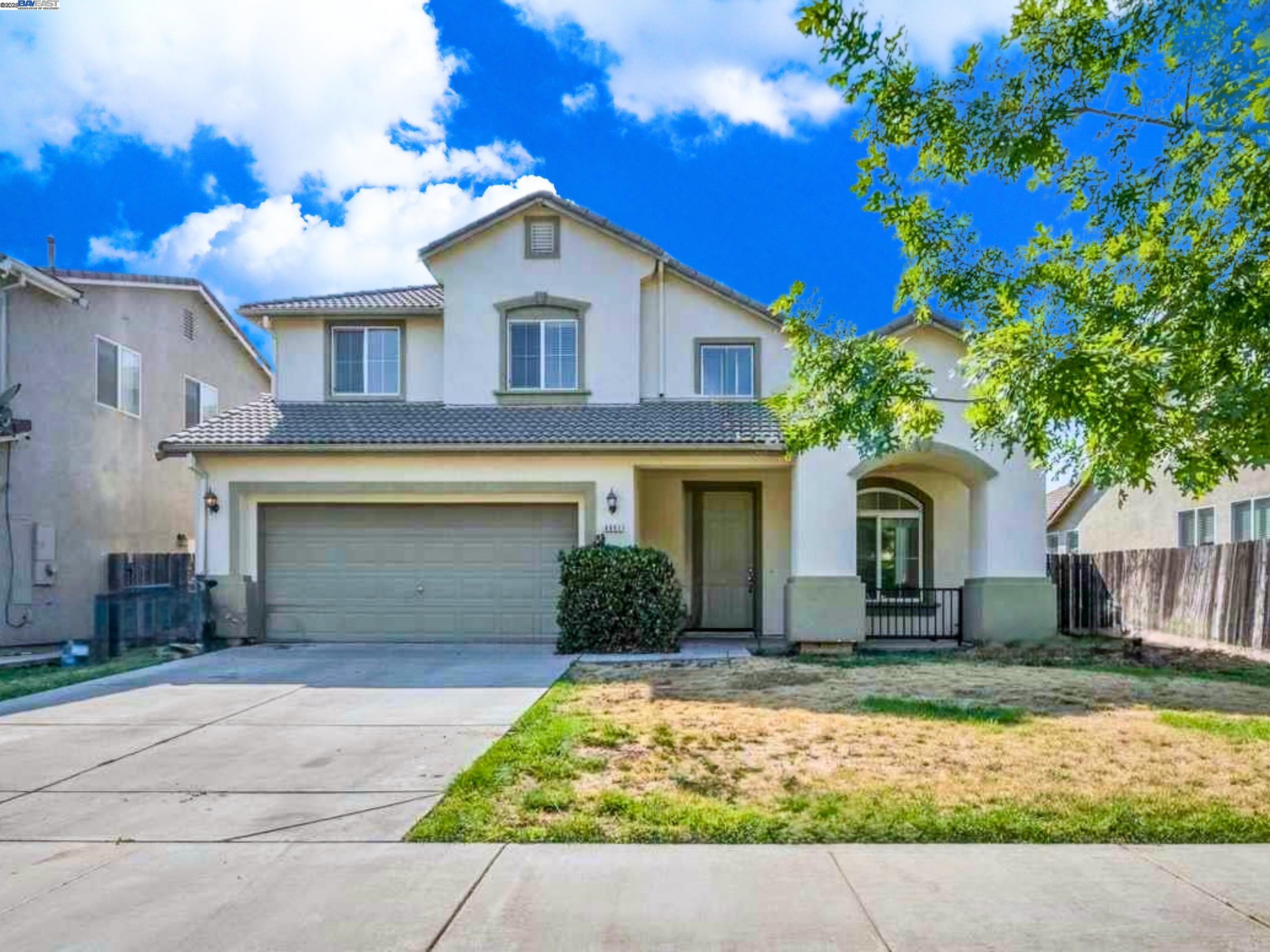 Detail Gallery Image 2 of 32 For 4651 Stern Dr, Merced,  CA 95348 - 4 Beds | 2/1 Baths