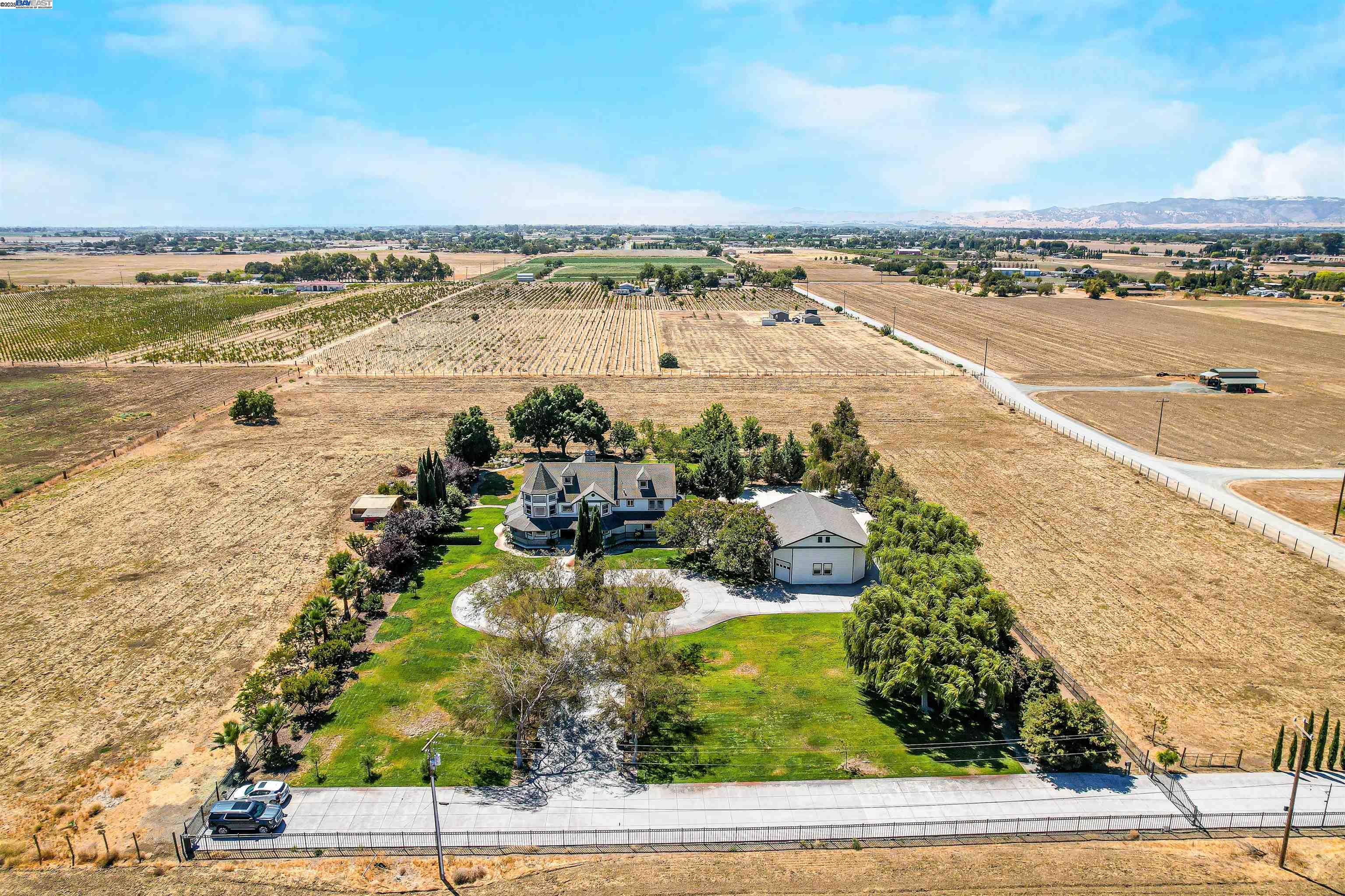 Detail Gallery Image 2 of 40 For 2380 Tule Lane, Knightsen,  CA 94548 - 5 Beds | 5 Baths