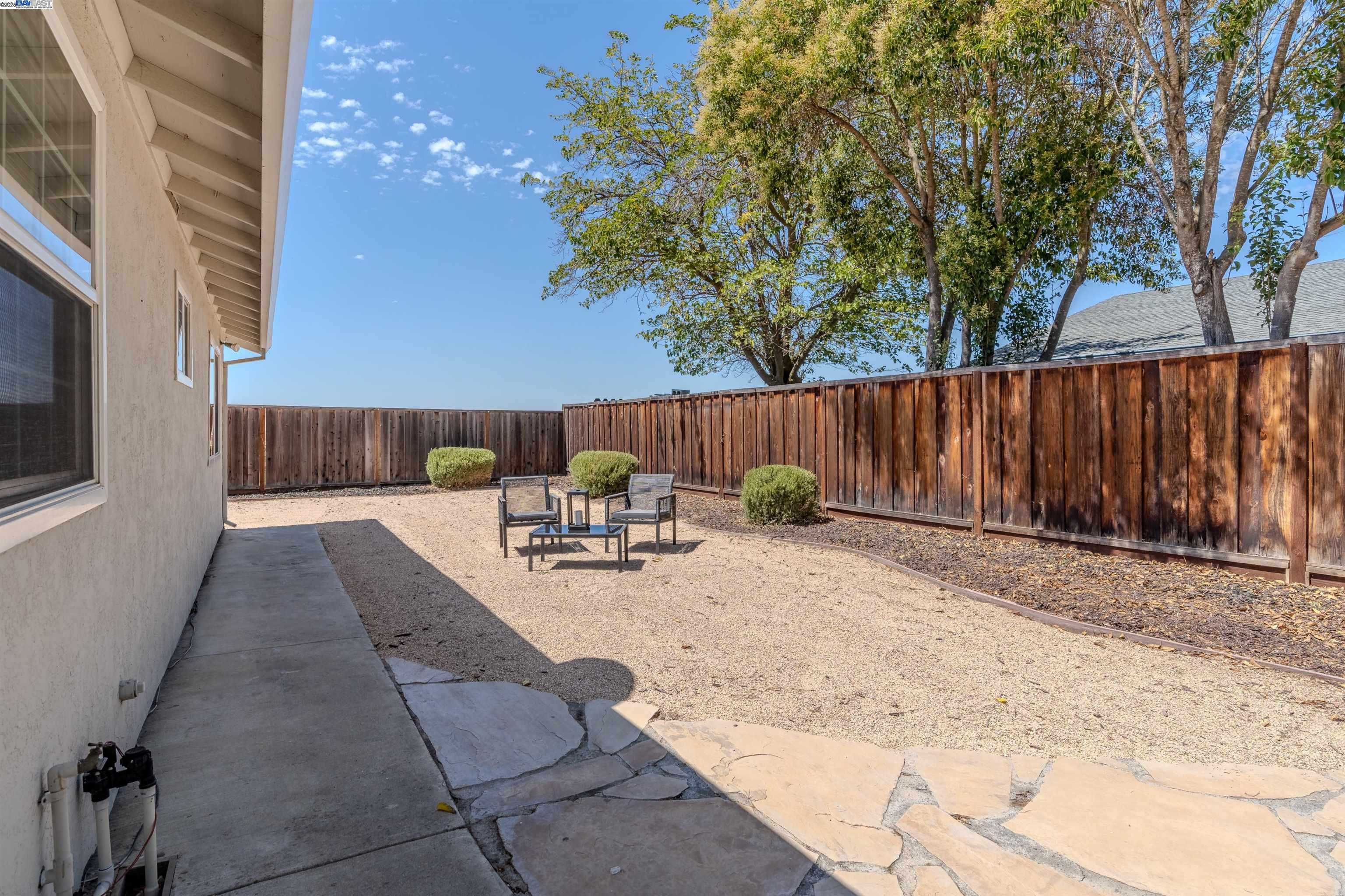 Detail Gallery Image 28 of 39 For 4172 Galloway St, Livermore,  CA 94551 - 3 Beds | 2 Baths