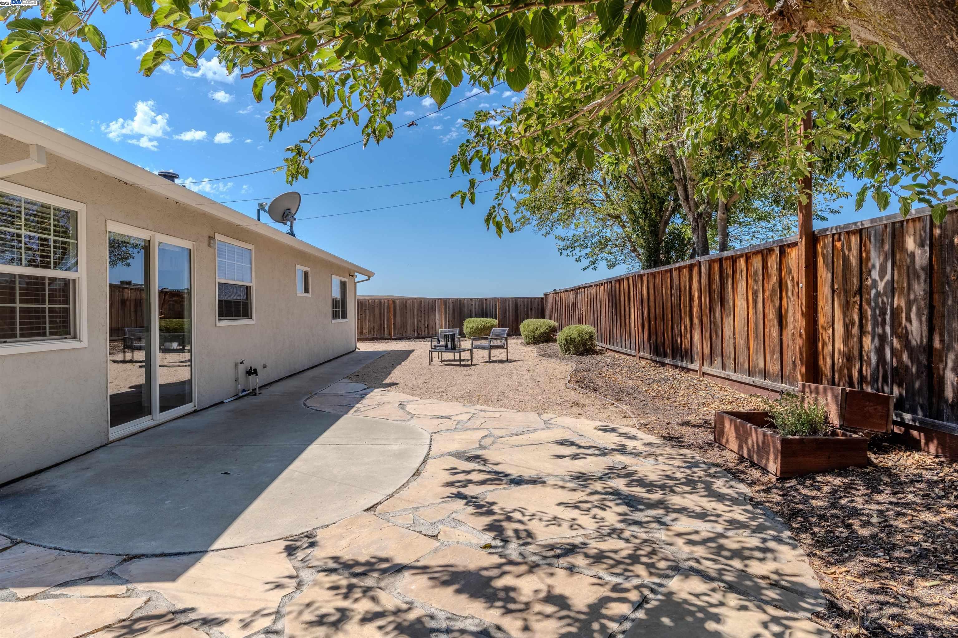 Detail Gallery Image 29 of 39 For 4172 Galloway St, Livermore,  CA 94551 - 3 Beds | 2 Baths