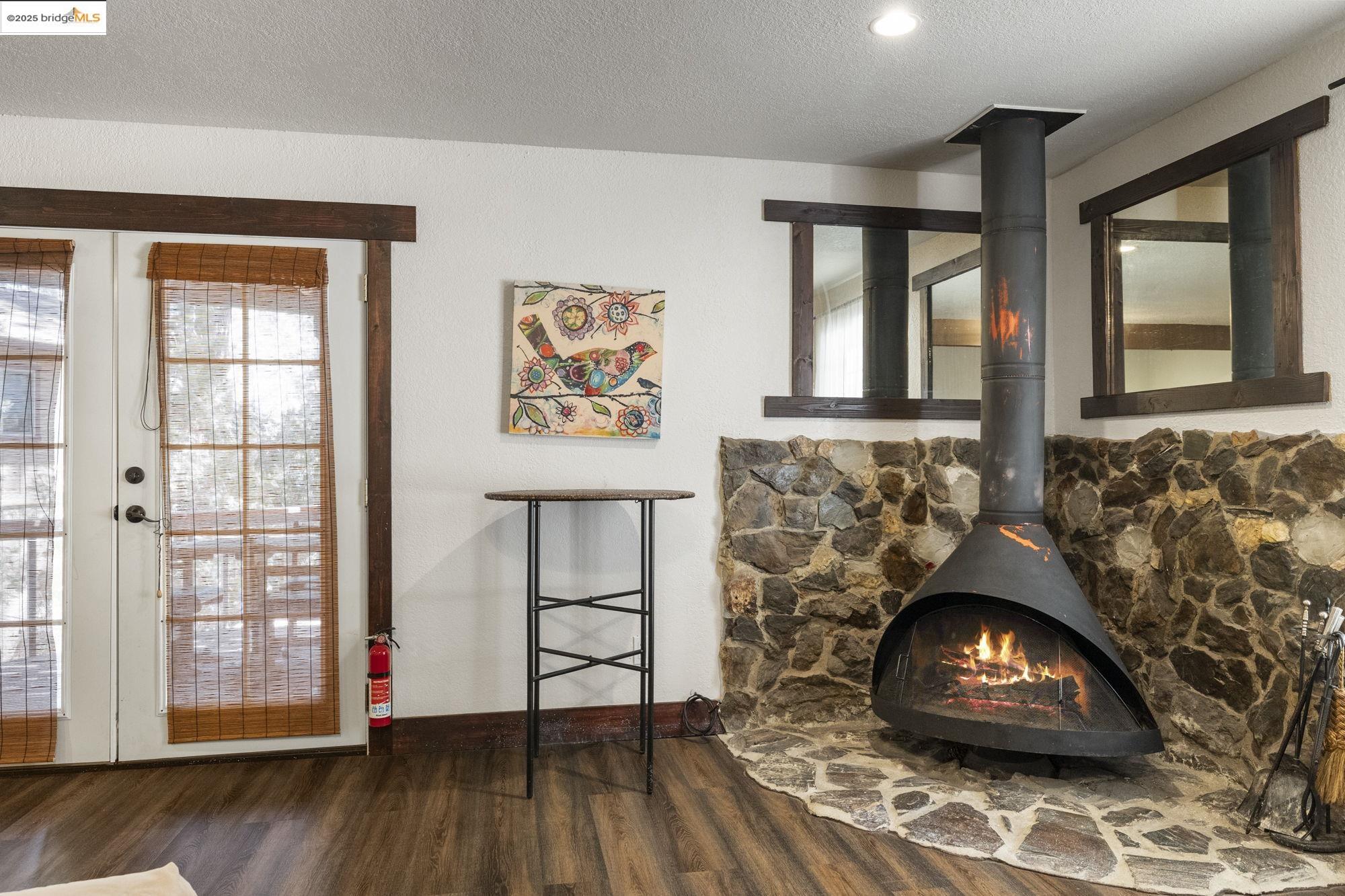 Detail Gallery Image 26 of 60 For 19824 Pine Mountain Dr, Groveland,  CA 95321 - 3 Beds | 2 Baths