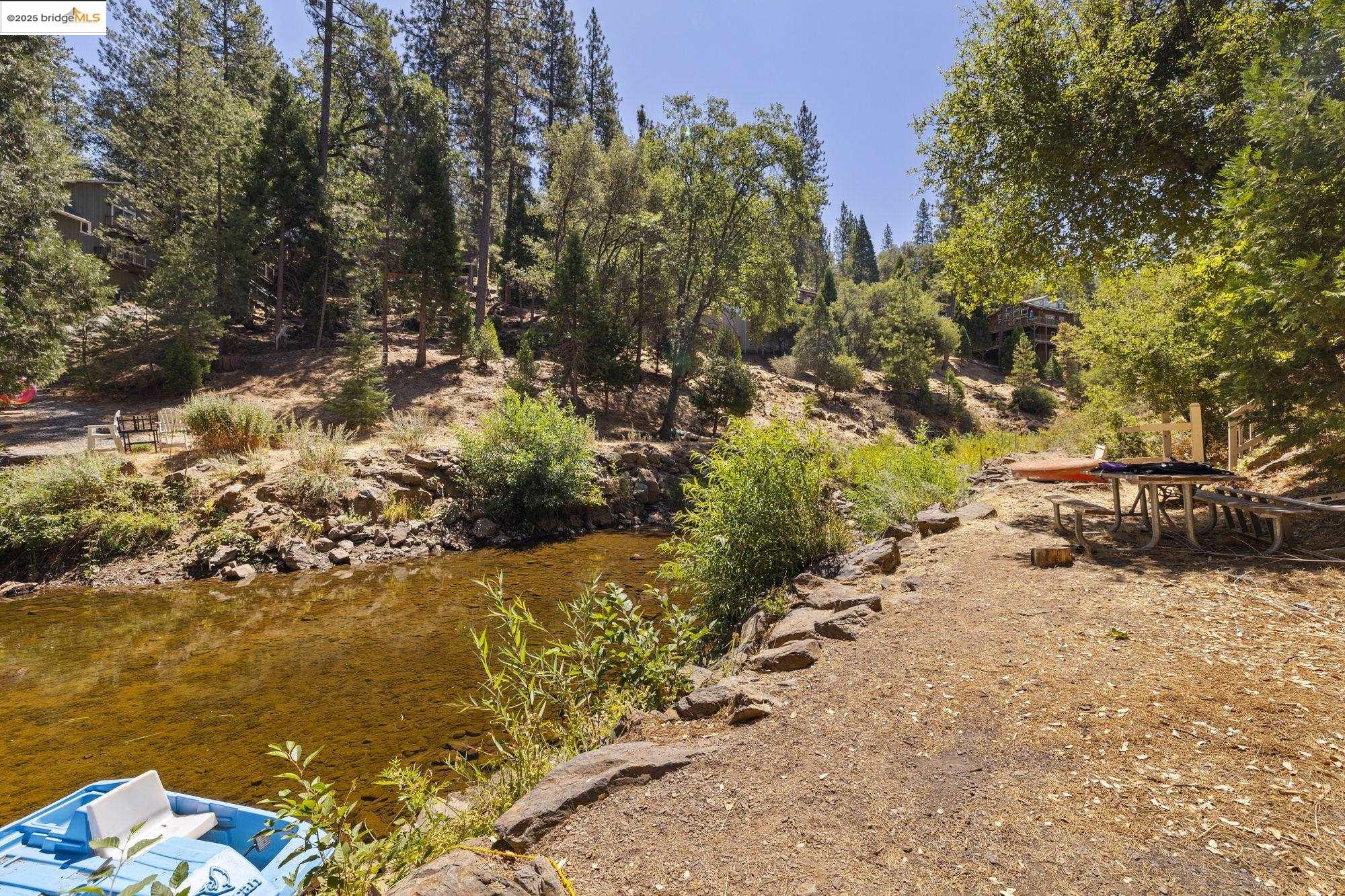 Detail Gallery Image 31 of 60 For 19824 Pine Mountain Dr, Groveland,  CA 95321 - 3 Beds | 2 Baths