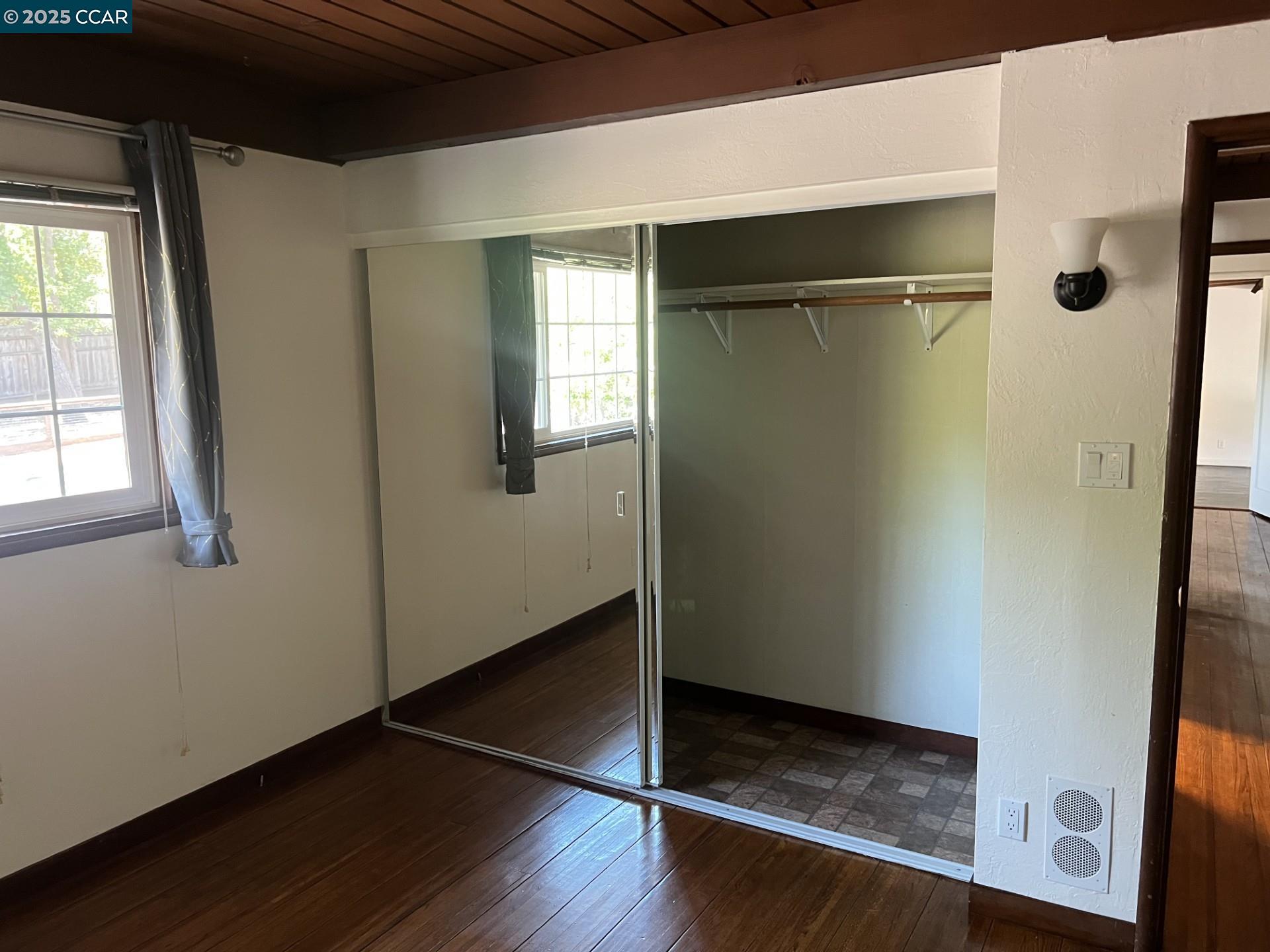 Detail Gallery Image 10 of 14 For 760 Rosewood Dr, Walnut Creek,  CA 94596 - 3 Beds | 1 Baths