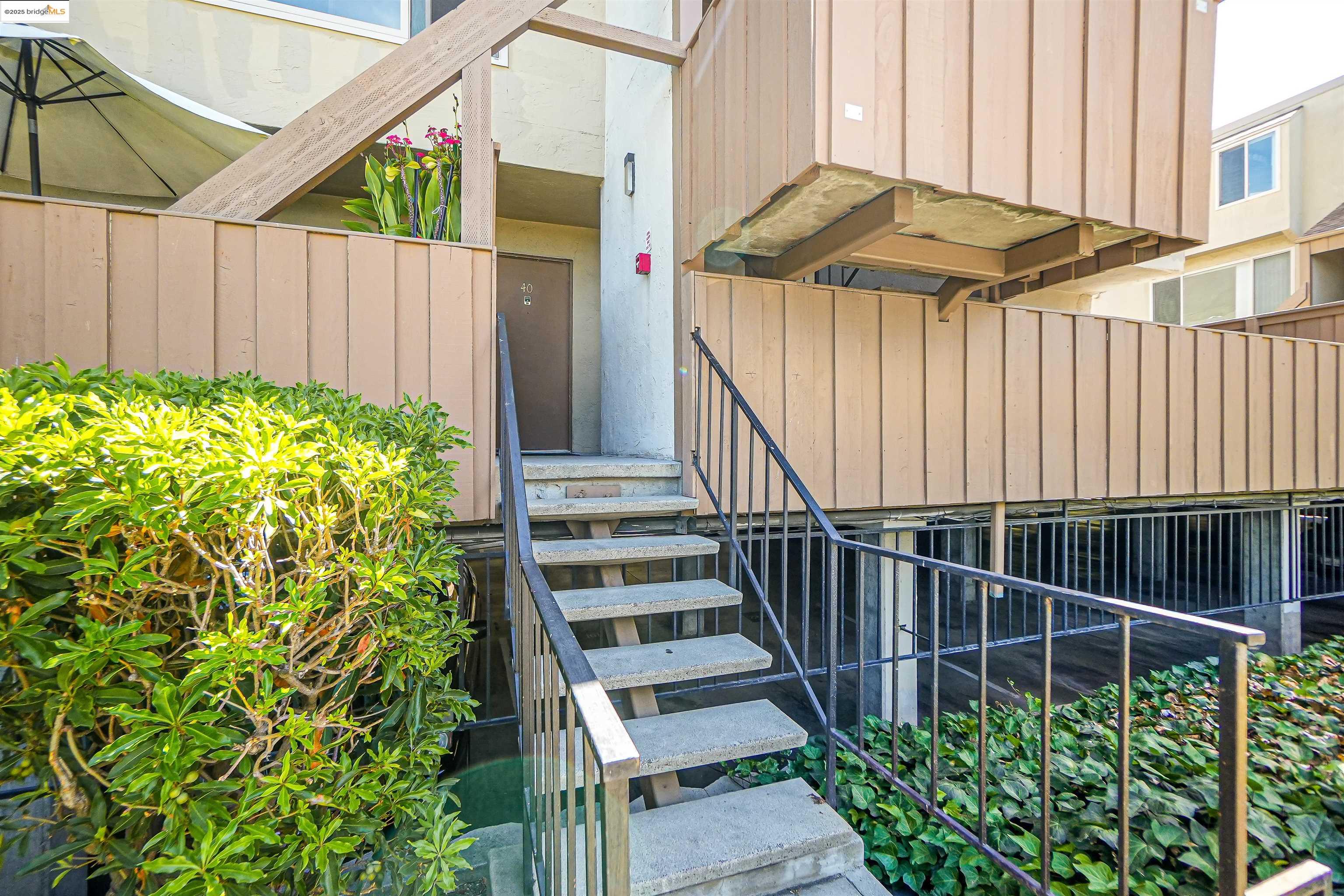 Detail Gallery Image 34 of 40 For 410 Auburn Way #42,  San Jose,  CA 95129 - 2 Beds | 1/1 Baths