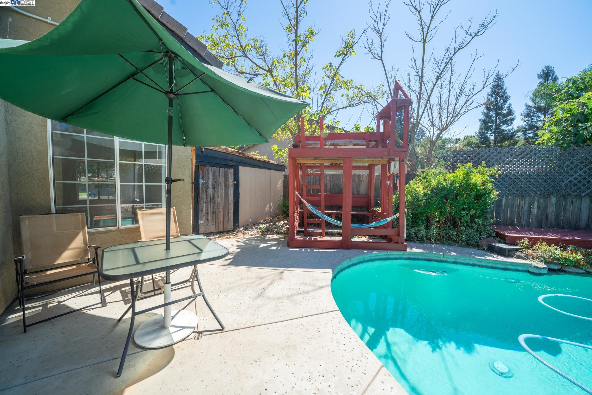 Detail Gallery Image 20 of 31 For 7009 Sawgrass Ct, Riverbank,  CA 95367 - 4 Beds | 2/1 Baths