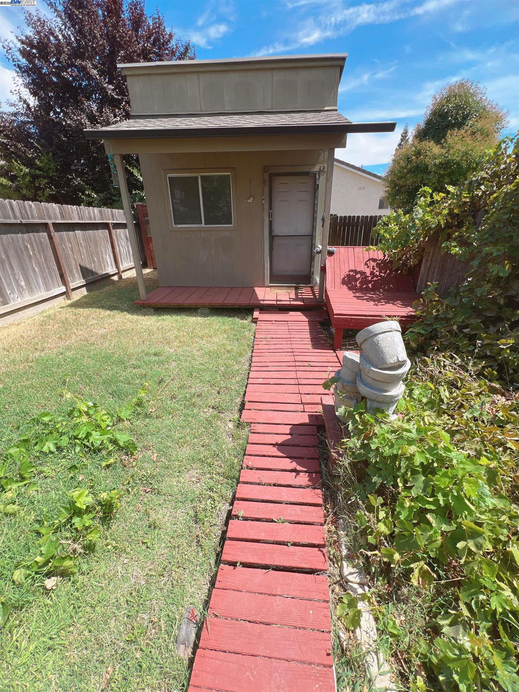 Detail Gallery Image 28 of 31 For 7009 Sawgrass Ct, Riverbank,  CA 95367 - 4 Beds | 2/1 Baths
