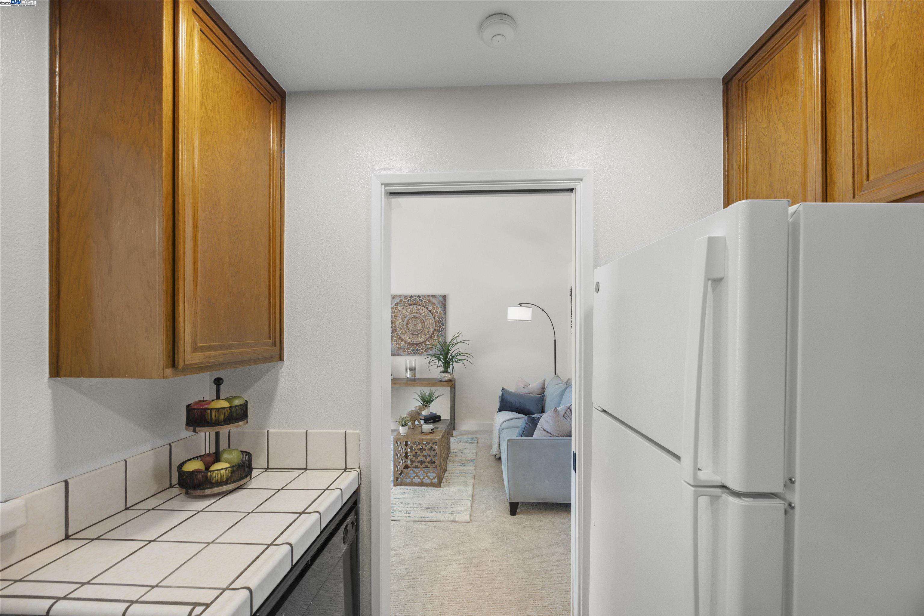 Detail Gallery Image 16 of 35 For 6047 Joaquin Murieta Ave #G,  Newark,  CA 94560 - 1 Beds | 1 Baths