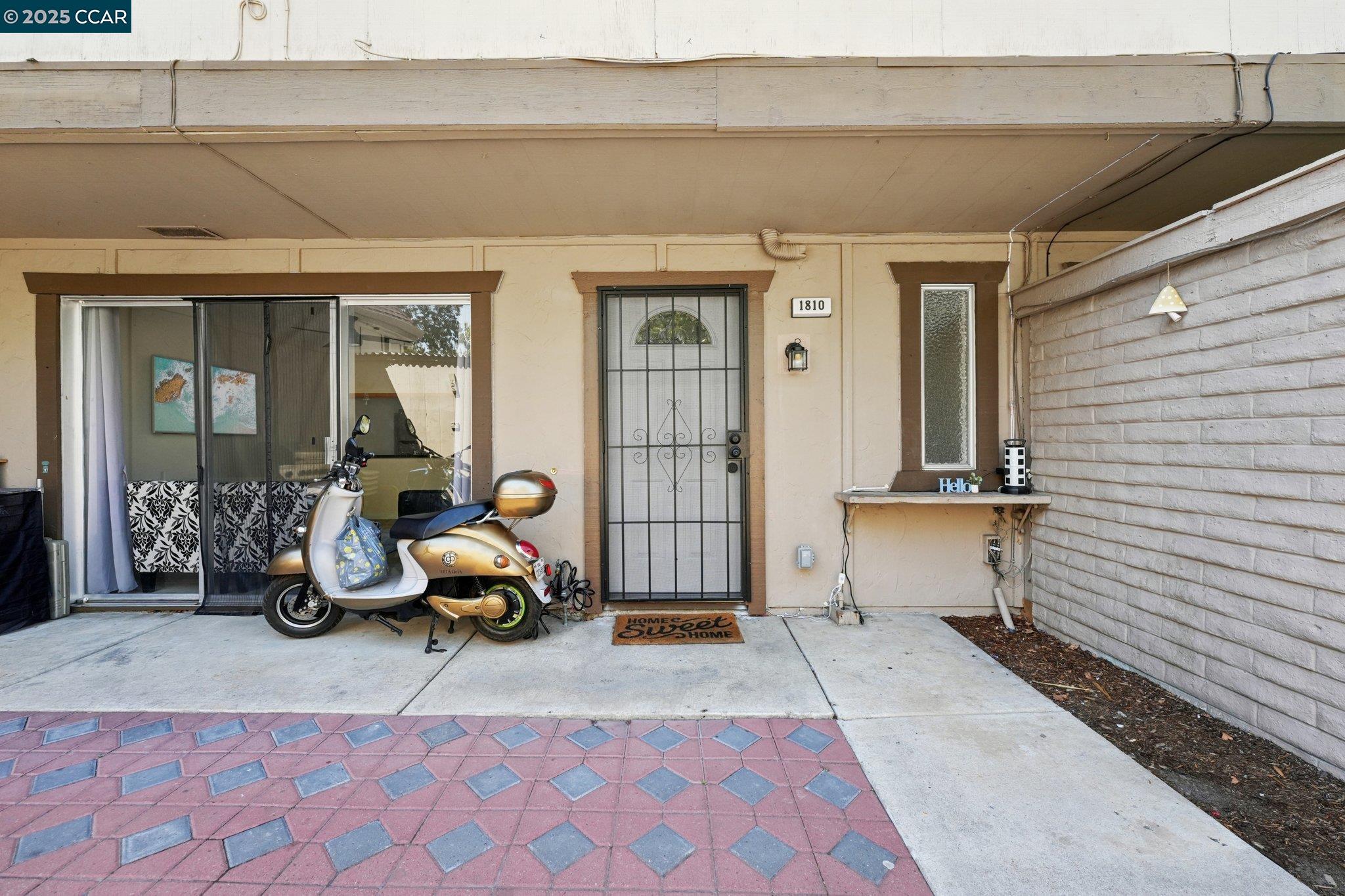 Detail Gallery Image 2 of 40 For 1810 San Jose Dr, Antioch,  CA 94509 - 3 Beds | 1/1 Baths