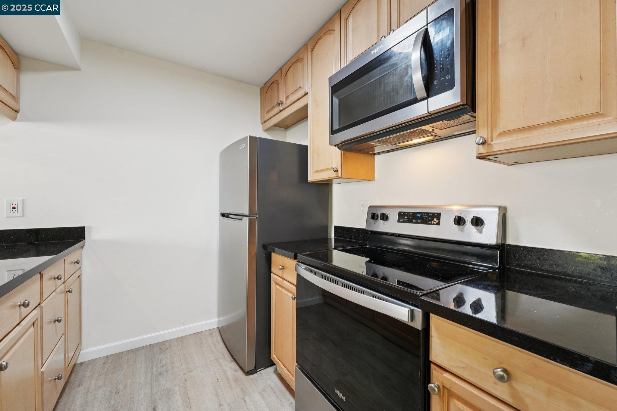Detail Gallery Image 13 of 40 For 1810 San Jose Dr, Antioch,  CA 94509 - 3 Beds | 1/1 Baths