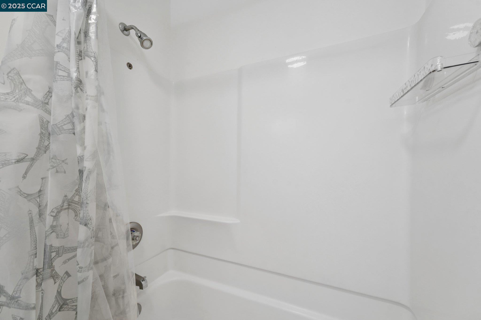 Detail Gallery Image 22 of 40 For 1810 San Jose Dr, Antioch,  CA 94509 - 3 Beds | 1/1 Baths