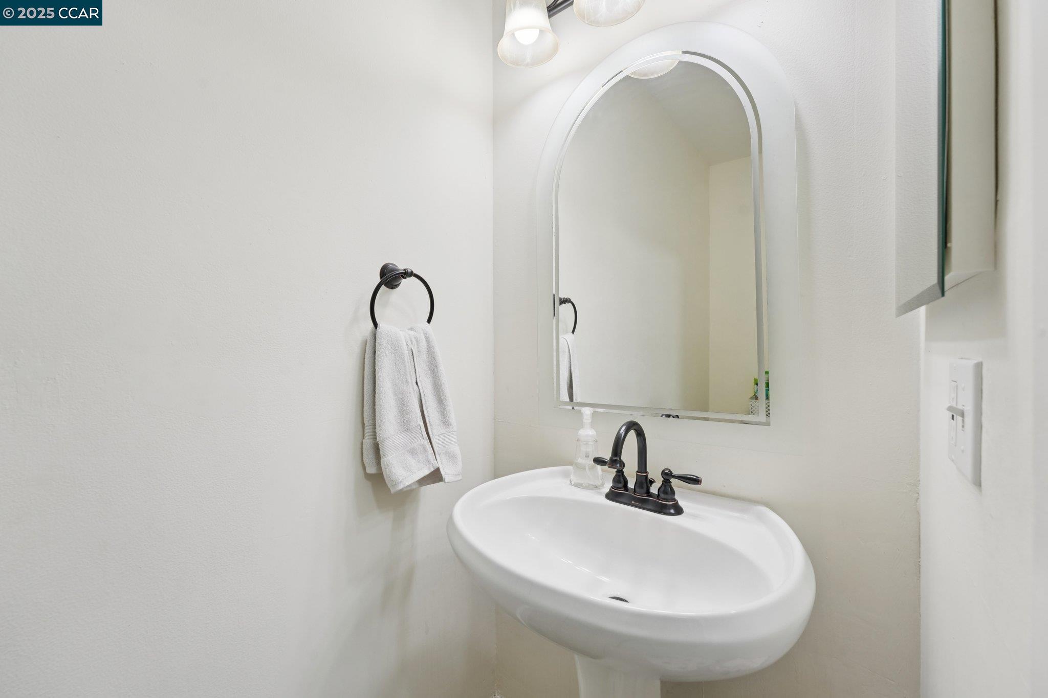 Detail Gallery Image 35 of 40 For 1810 San Jose Dr, Antioch,  CA 94509 - 3 Beds | 1/1 Baths