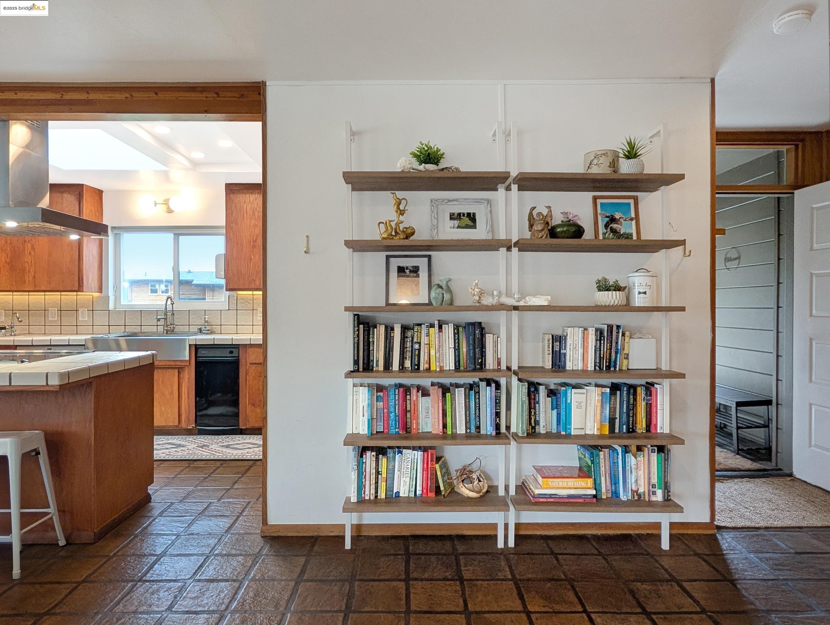Detail Gallery Image 10 of 36 For 14771 Cypress Point Rd, Manchester,  CA 95459 - 3 Beds | 2 Baths