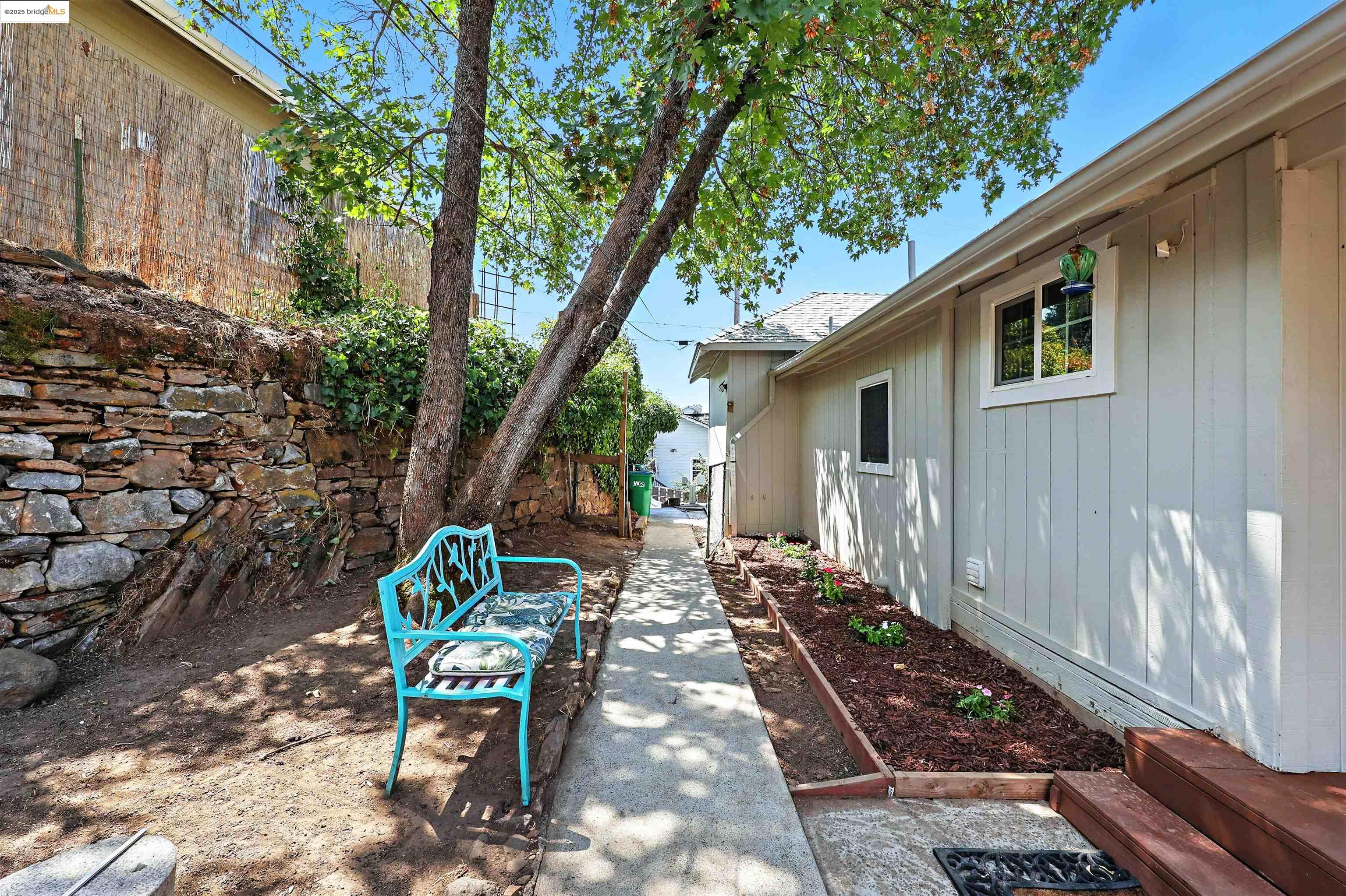 Detail Gallery Image 26 of 50 For 137 Barretta St, Sonora,  CA 95370 - 4 Beds | 3 Baths