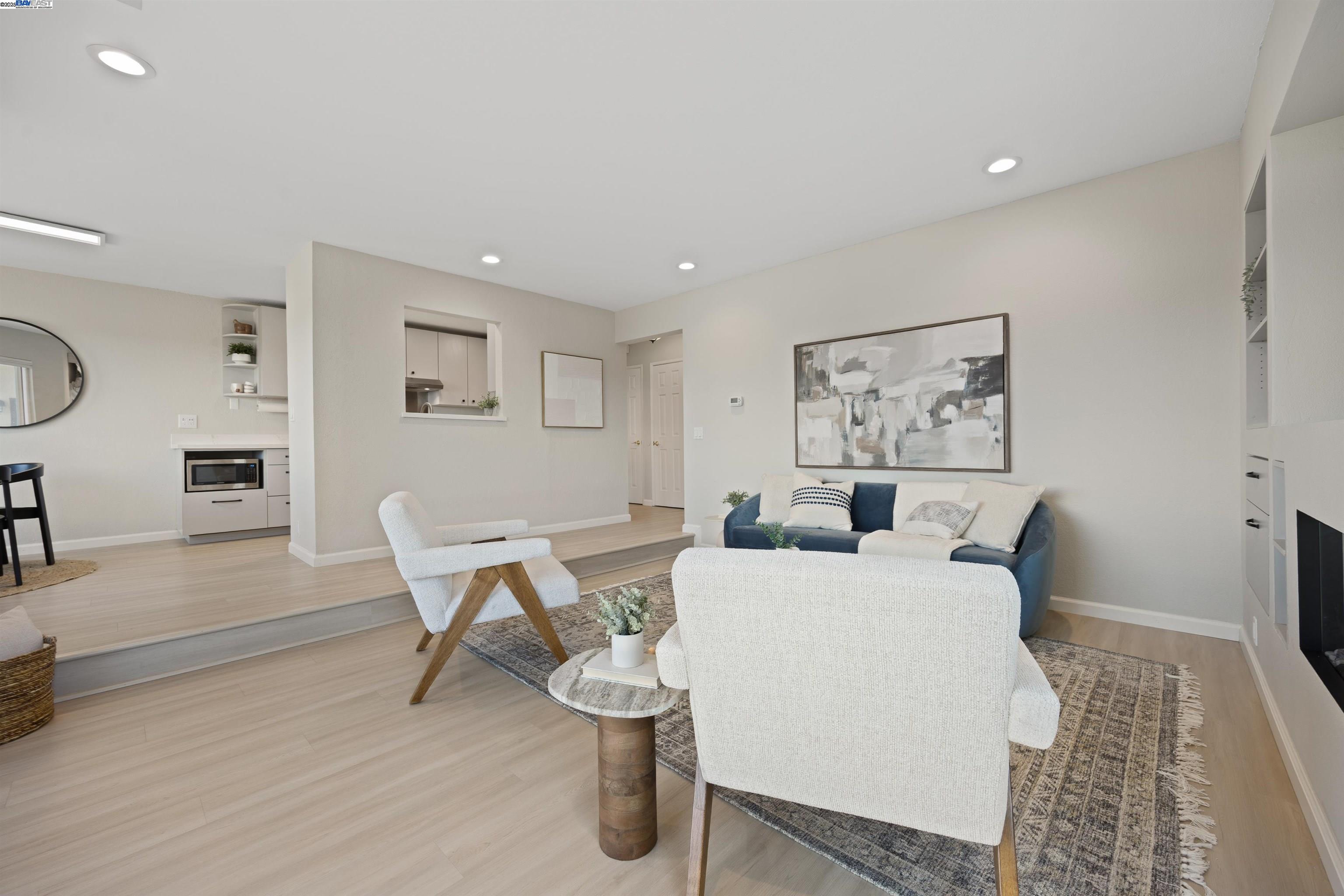 Photo #2: 41109366 Listing 
