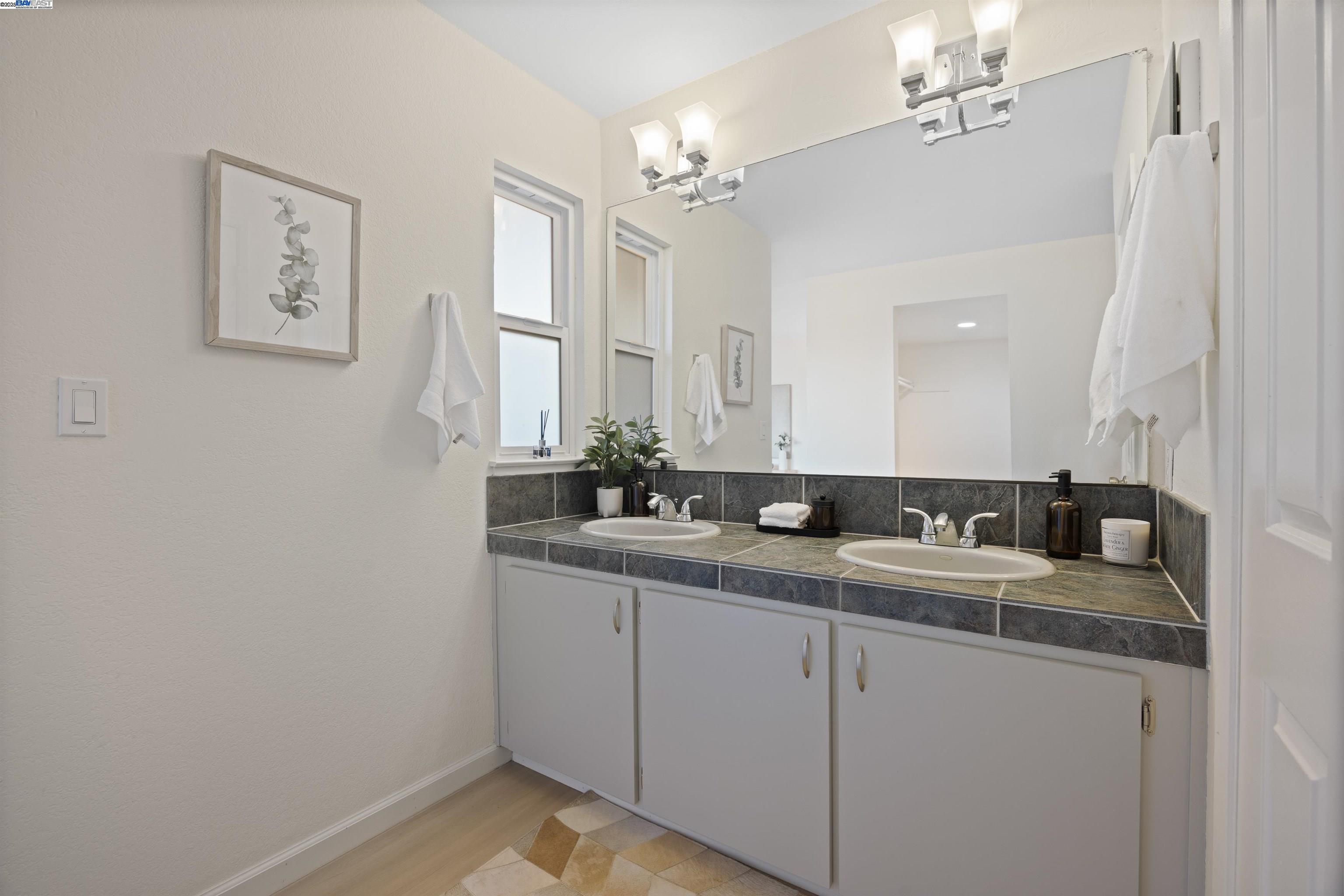 Photo #22: 41109366 Listing: Photo #22