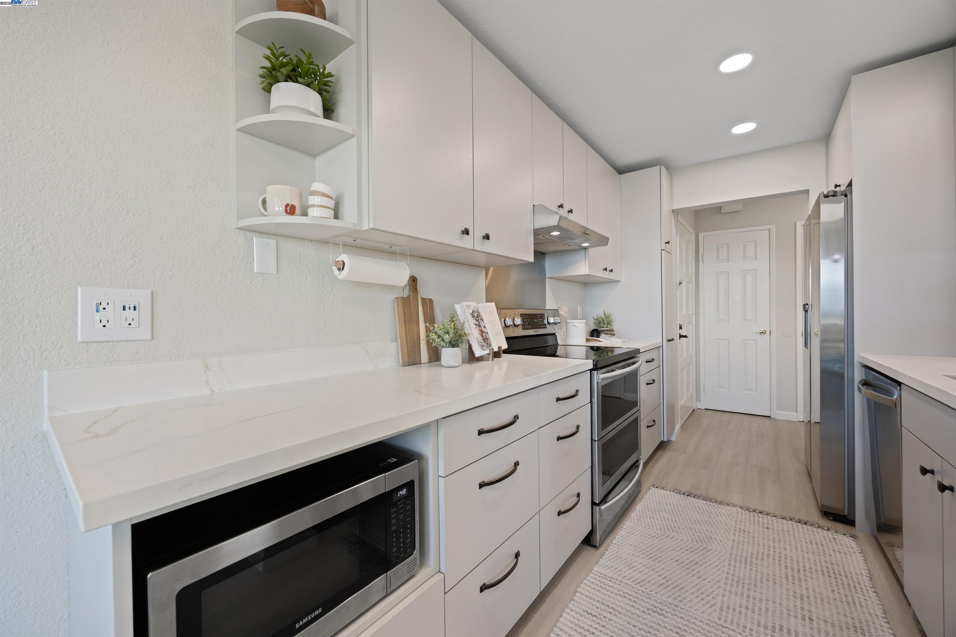 Photo #9: 41109366 Listing: Photo #9