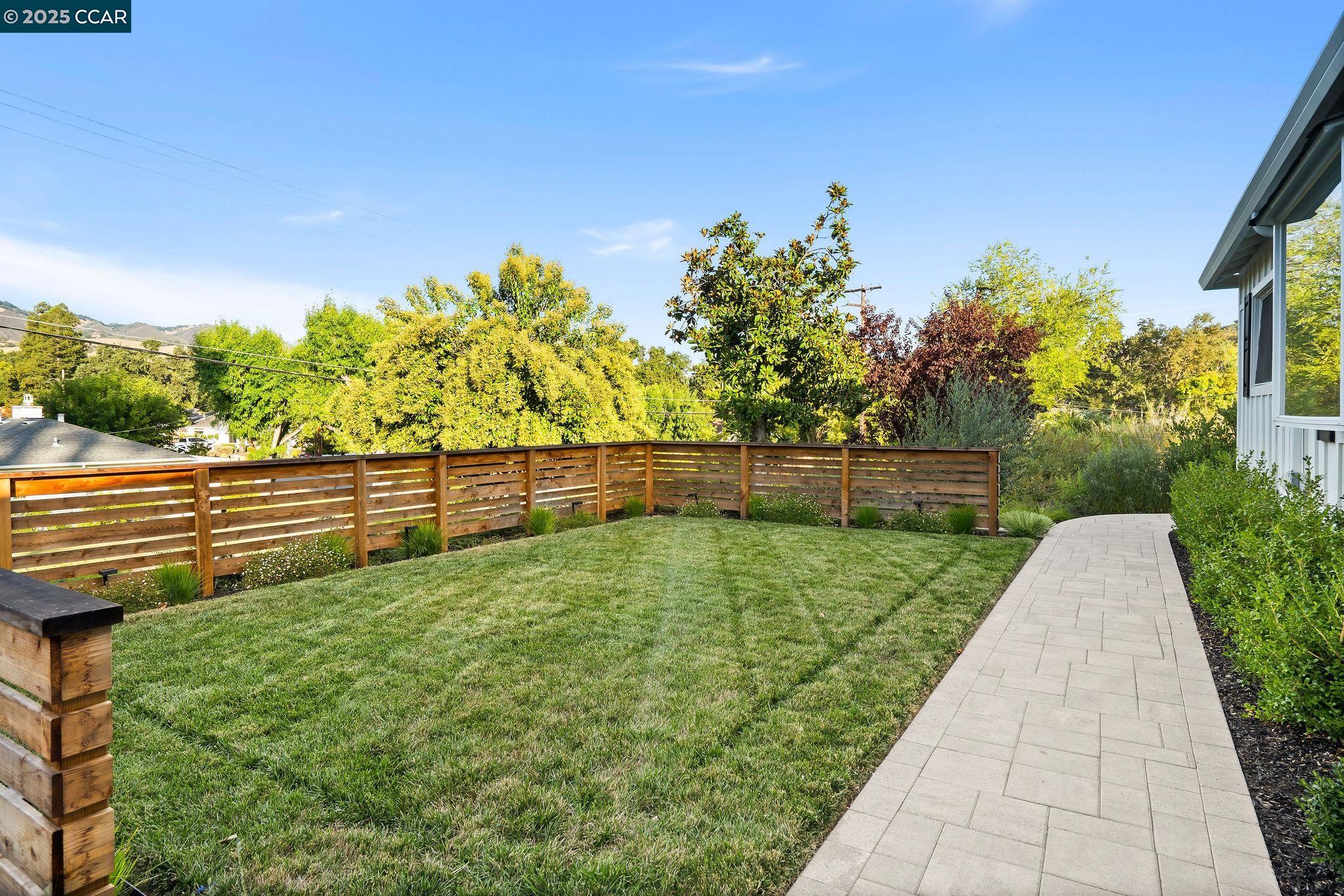 Detail Gallery Image 4 of 40 For 117 Montana Dr, Danville,  CA 94526 - 3 Beds | 2 Baths