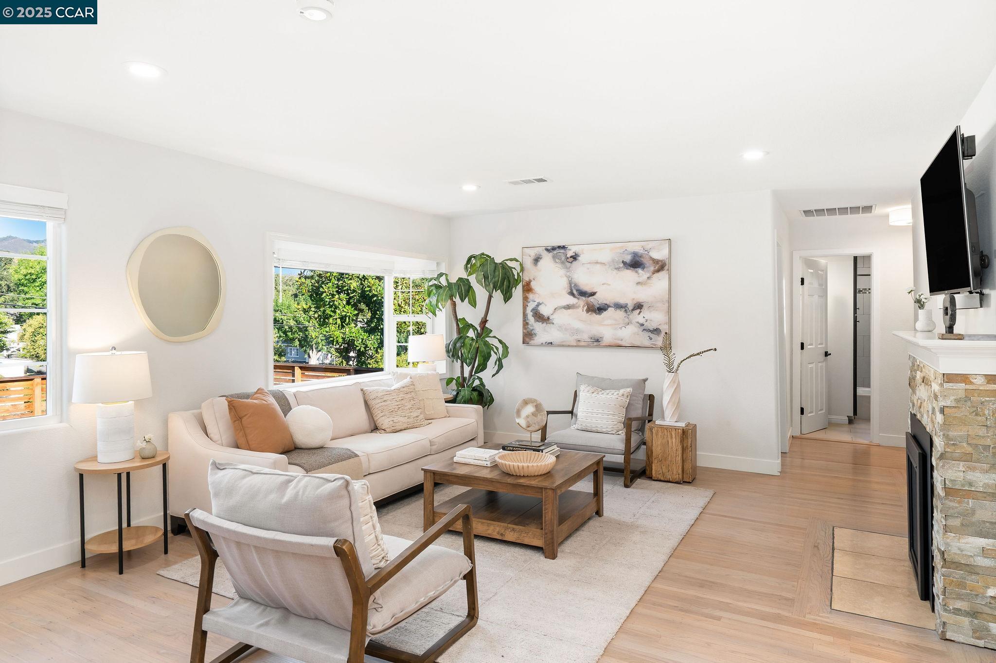 Detail Gallery Image 6 of 40 For 117 Montana Dr, Danville,  CA 94526 - 3 Beds | 2 Baths