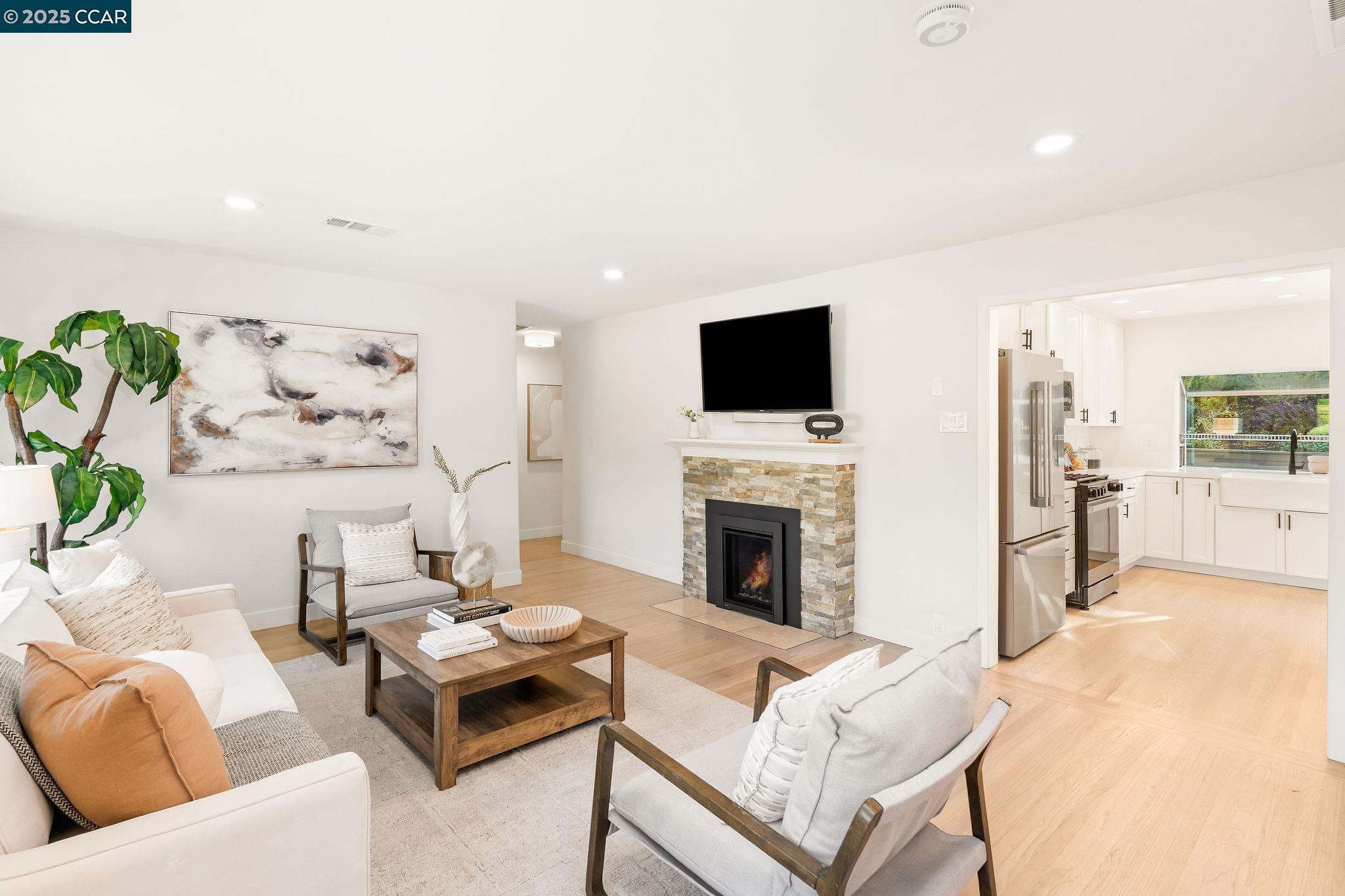 Detail Gallery Image 7 of 40 For 117 Montana Dr, Danville,  CA 94526 - 3 Beds | 2 Baths