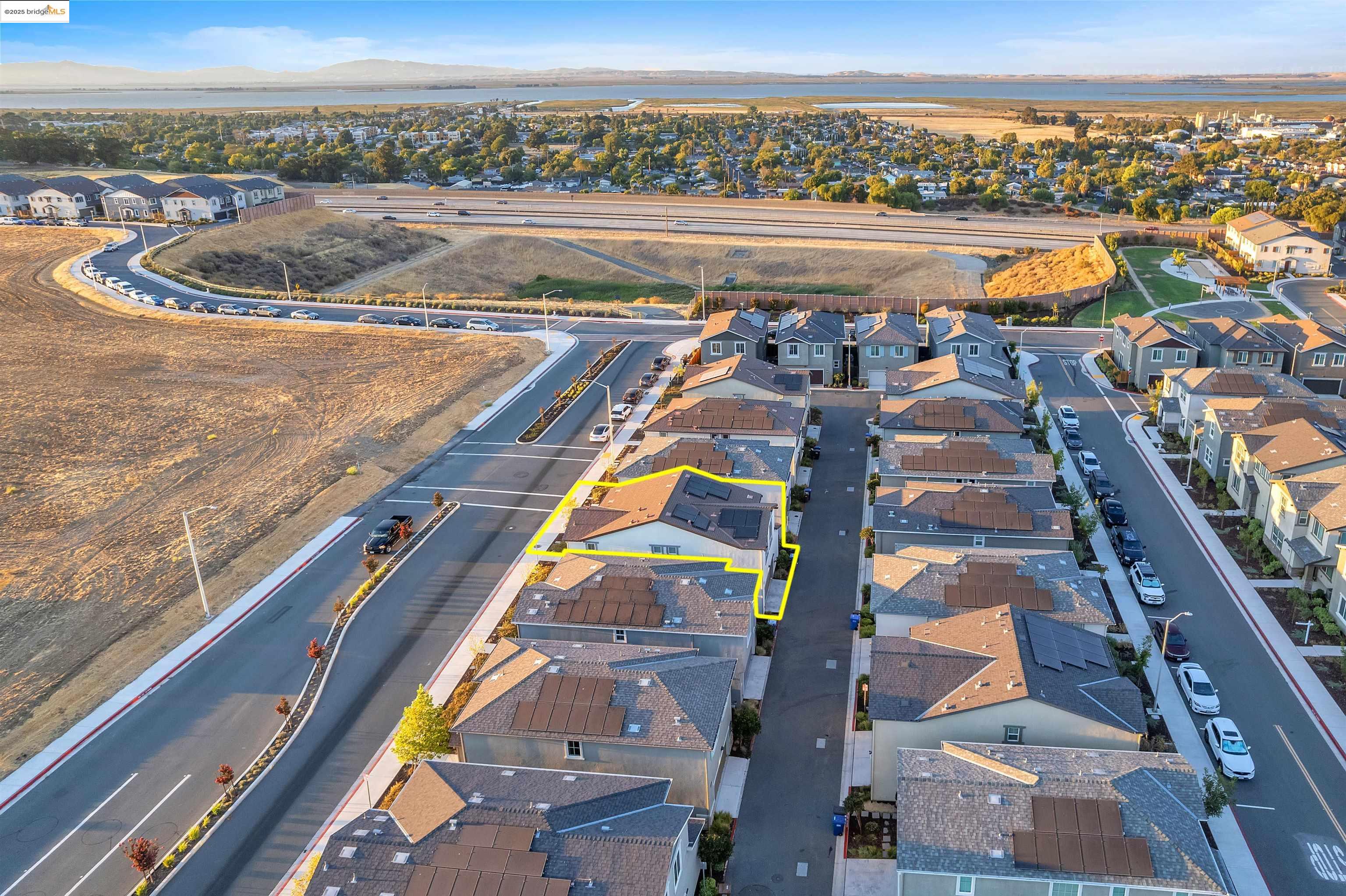 Detail Gallery Image 43 of 46 For 1819 Alves Ranch Rd, Pittsburg,  CA 94565 - 4 Beds | 3 Baths
