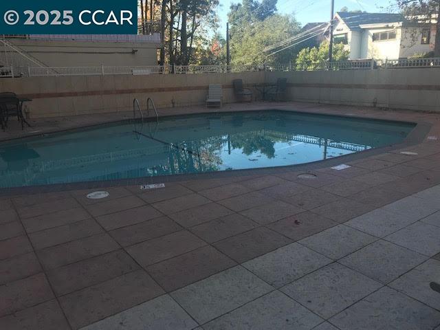 Detail Gallery Image 15 of 17 For 590 El Dorado #109,  Oakland,  CA 94611 - 1 Beds | 1 Baths