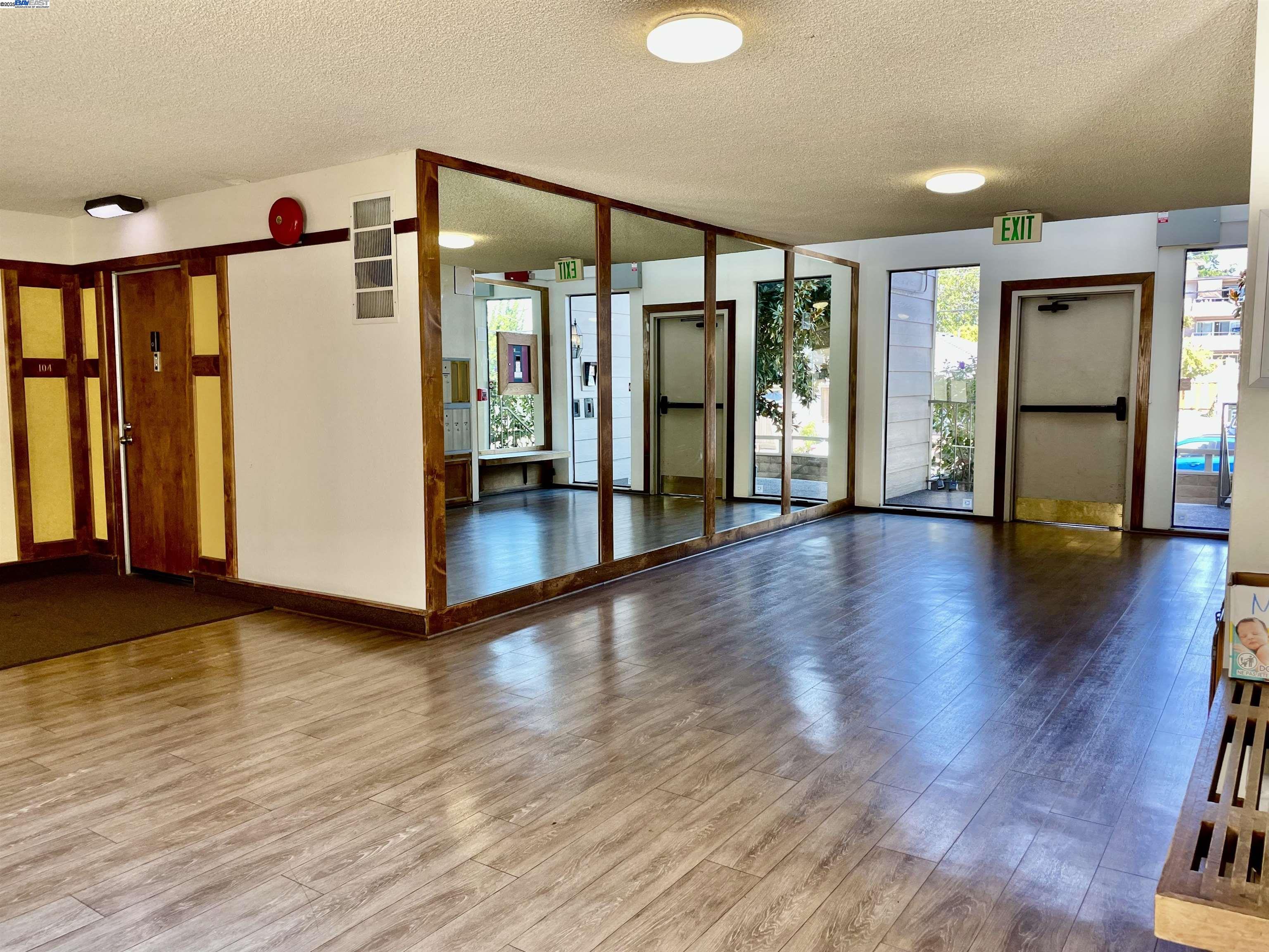 Photo #11: 41109371 Listing: Photo #11
