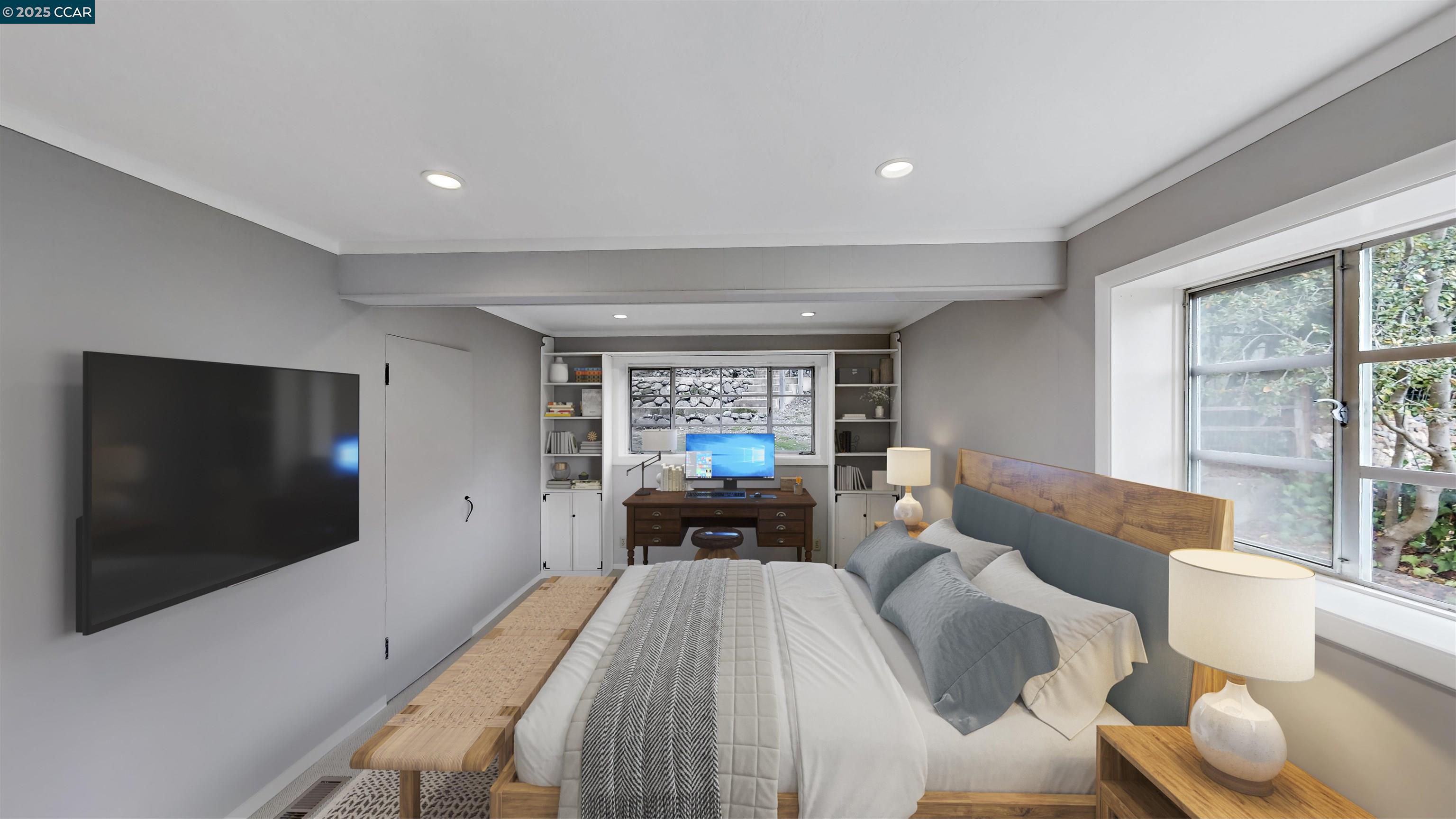 Detail Gallery Image 9 of 21 For 5716 Merriewood Dr., Oakland,  CA 94611 - – Beds | – Baths