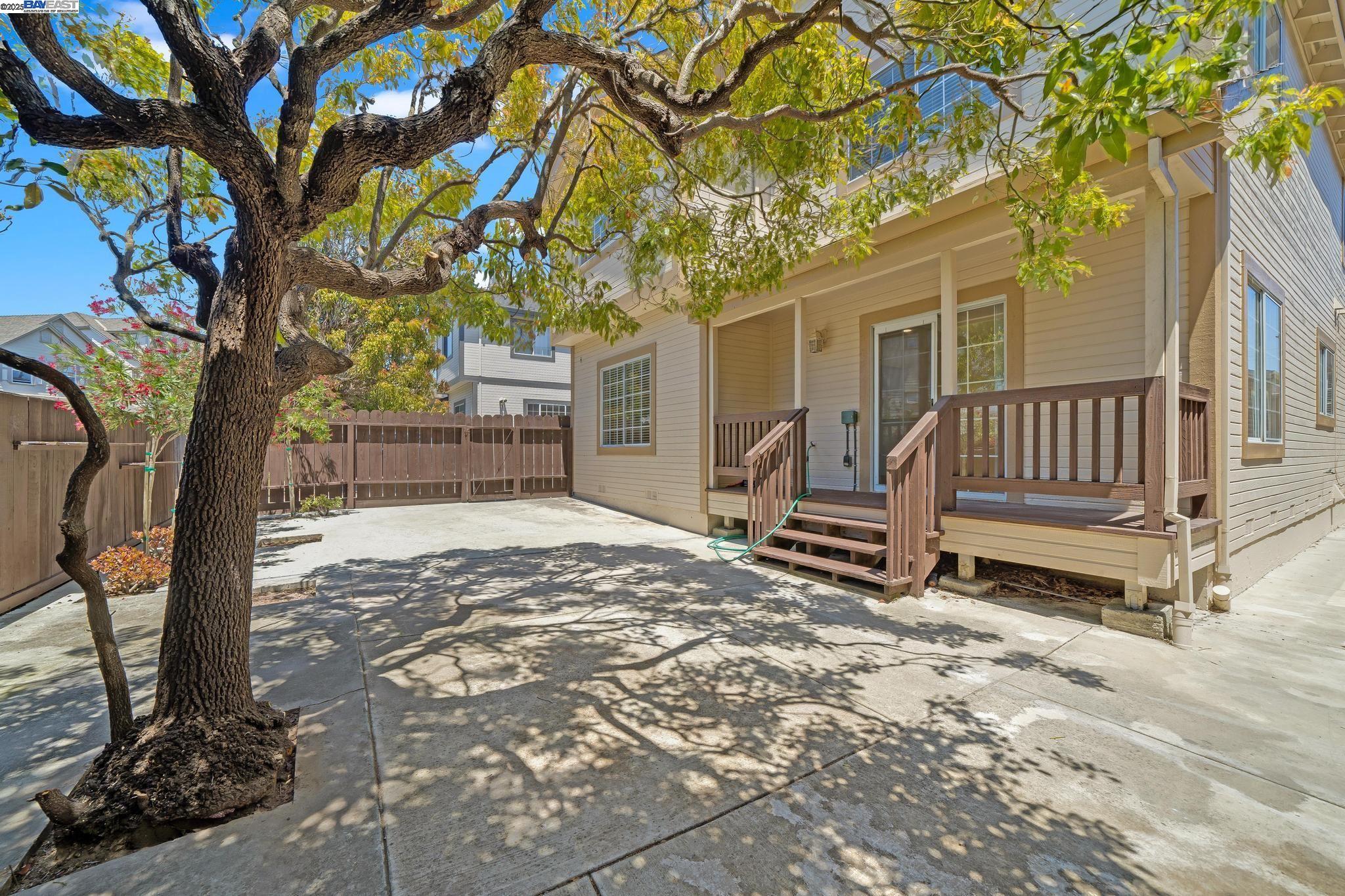 Detail Gallery Image 36 of 40 For 125 Chestnut Ave #2,  –,  CA 94080 - 4 Beds | 2/1 Baths