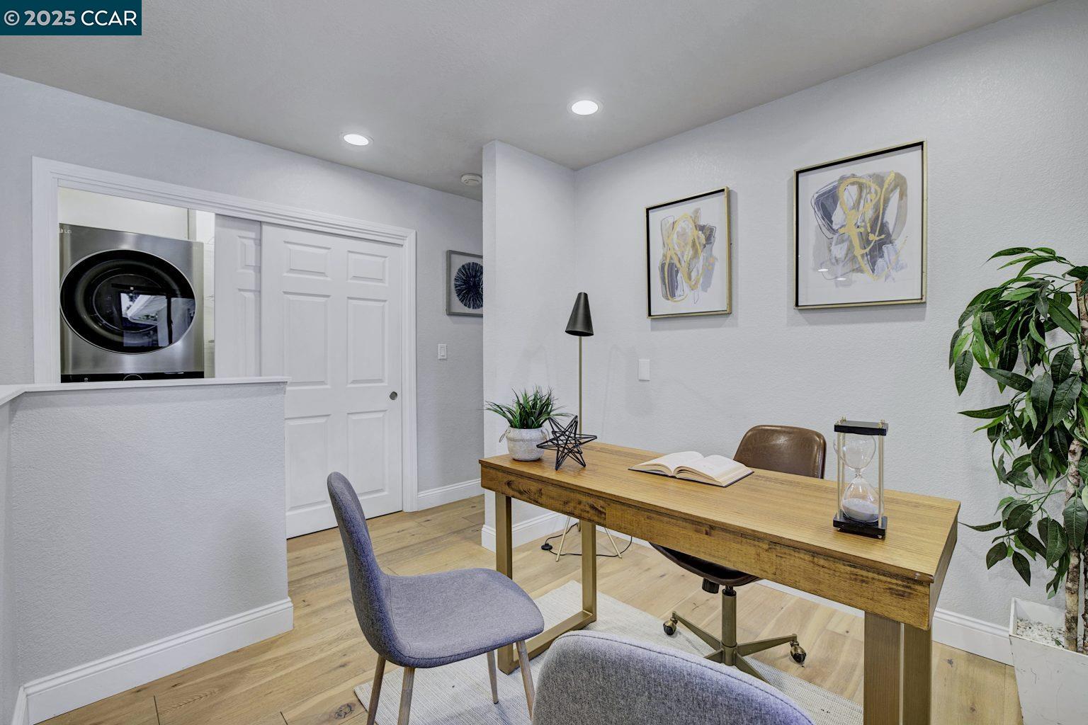 Detail Gallery Image 11 of 53 For 3958 W Las Positas Blvd, Pleasanton,  CA 94588 - 4 Beds | 2 Baths