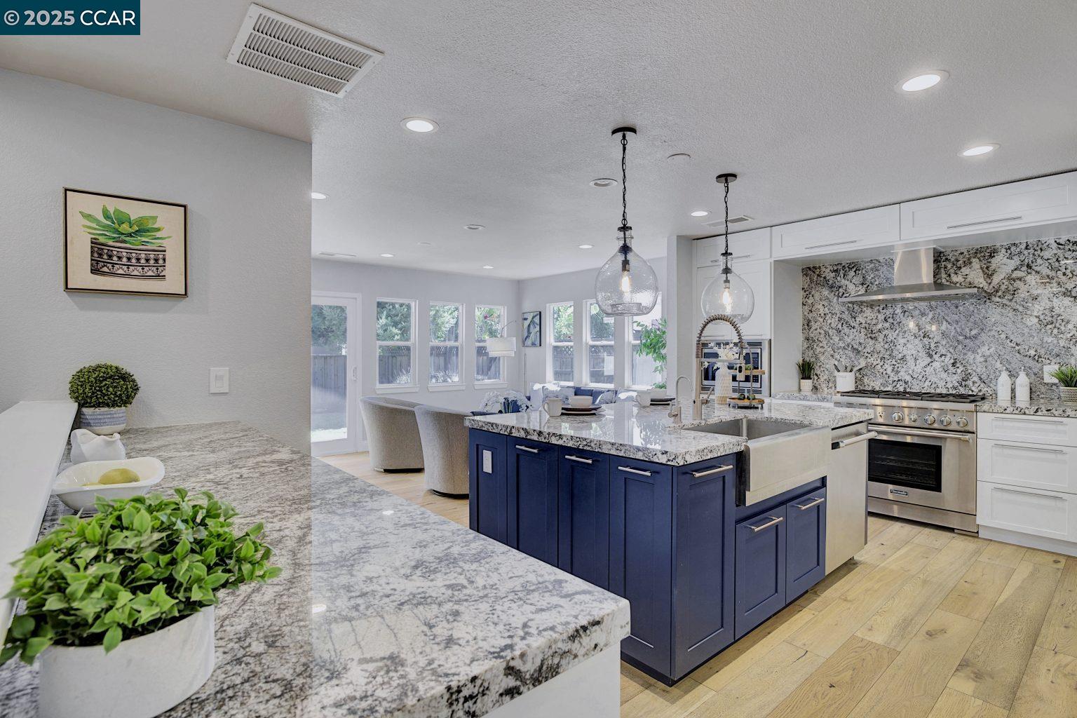 Detail Gallery Image 13 of 53 For 3958 W Las Positas Blvd, Pleasanton,  CA 94588 - 4 Beds | 2 Baths