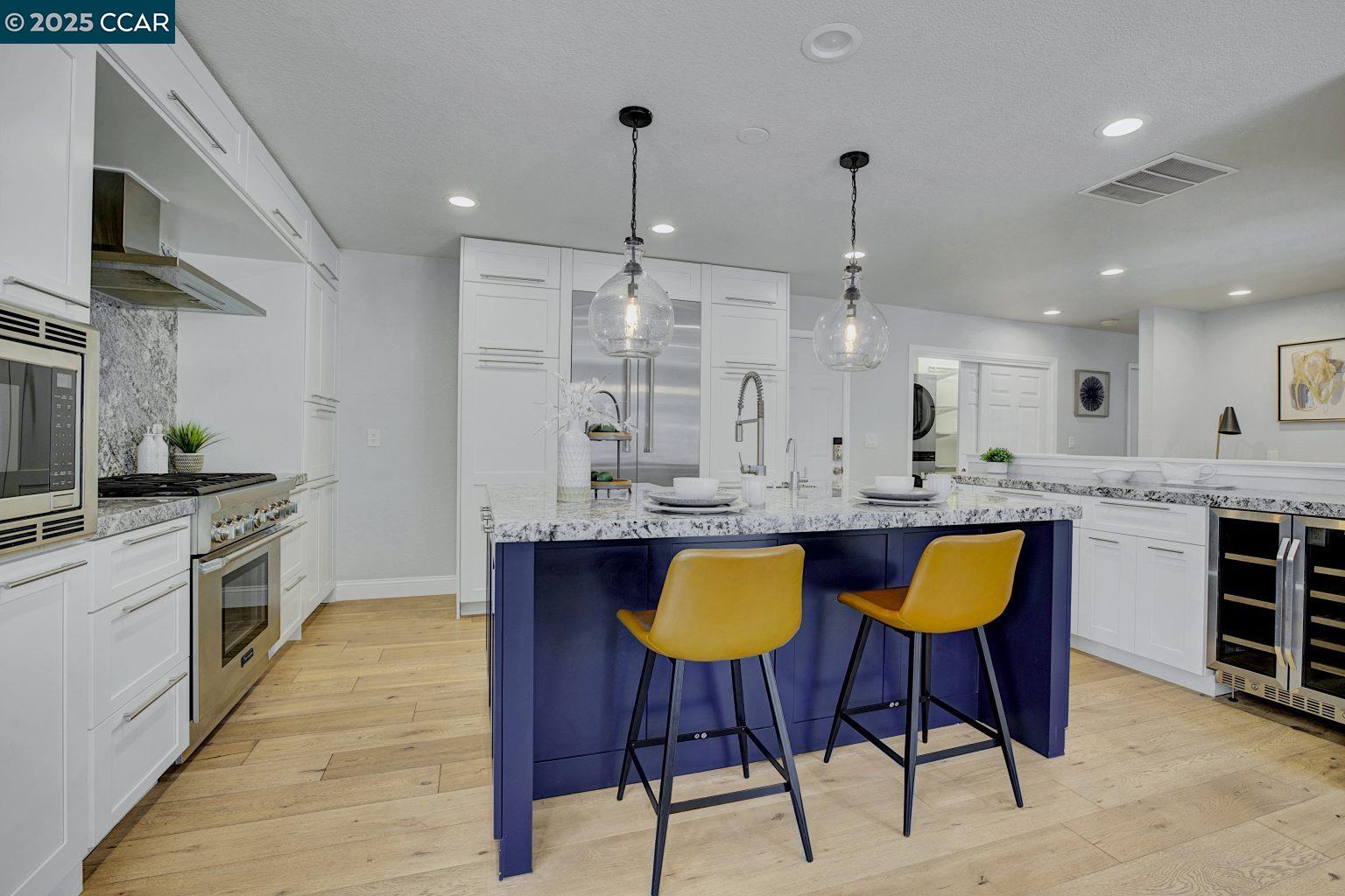 Detail Gallery Image 14 of 53 For 3958 W Las Positas Blvd, Pleasanton,  CA 94588 - 4 Beds | 2 Baths