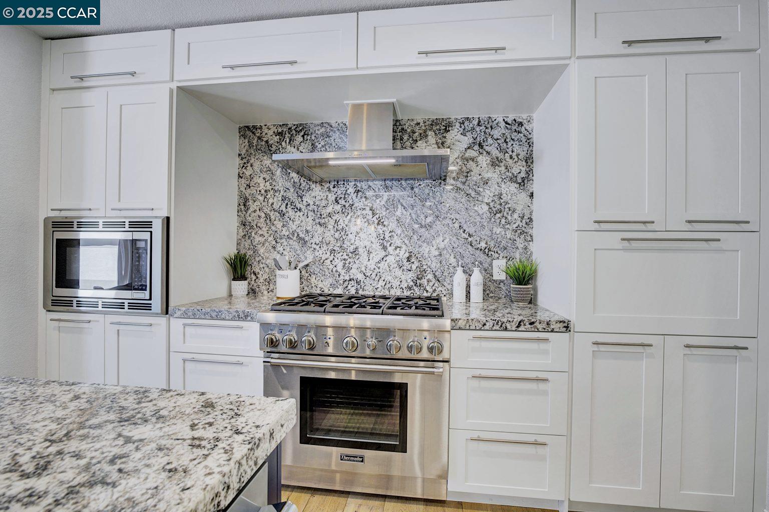 Detail Gallery Image 16 of 53 For 3958 W Las Positas Blvd, Pleasanton,  CA 94588 - 4 Beds | 2 Baths