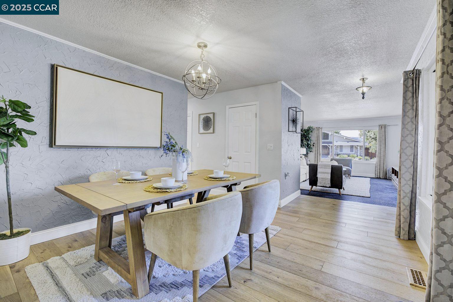 Detail Gallery Image 4 of 53 For 3958 W Las Positas Blvd, Pleasanton,  CA 94588 - 4 Beds | 2 Baths