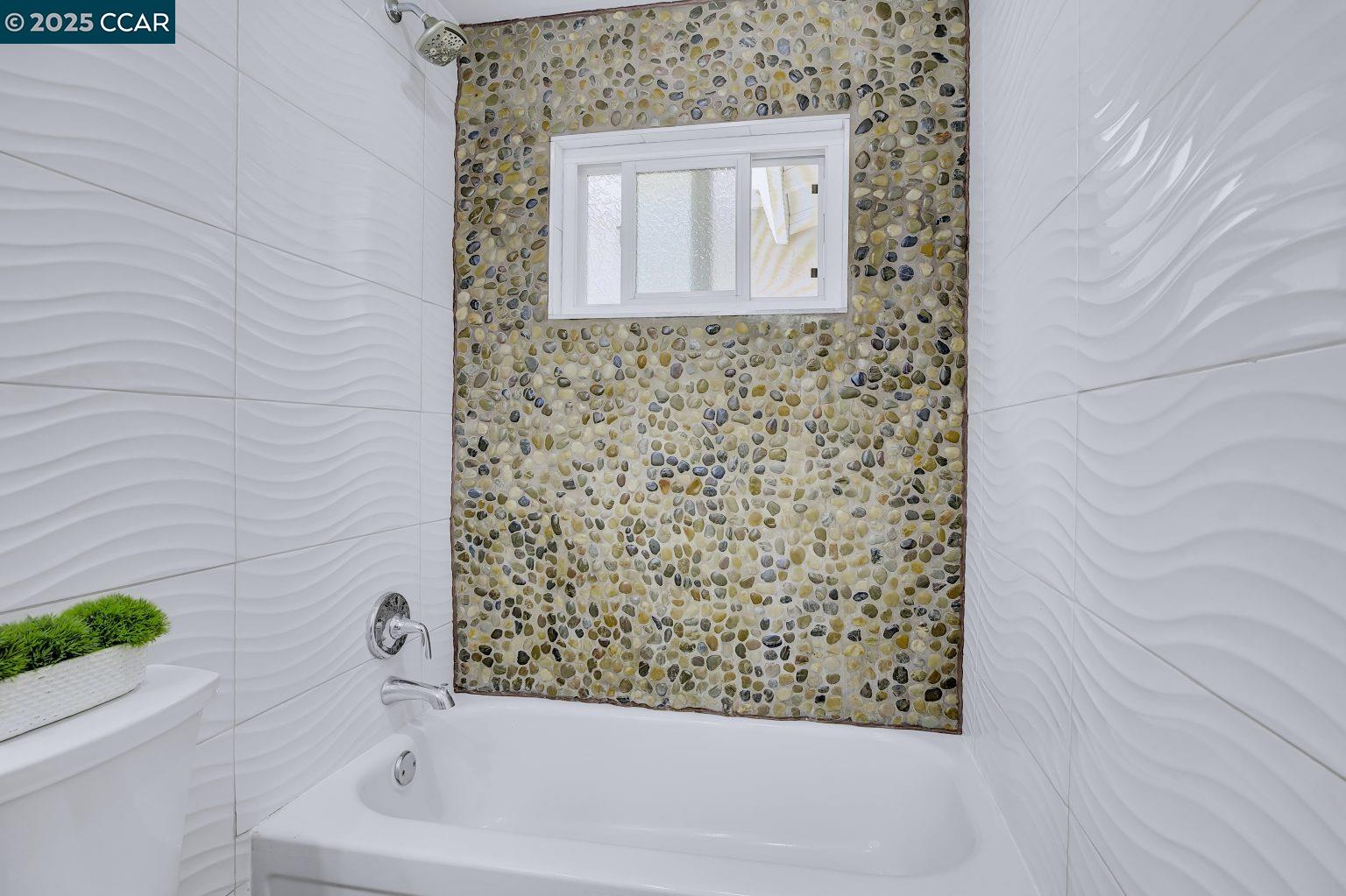 Detail Gallery Image 32 of 53 For 3958 W Las Positas Blvd, Pleasanton,  CA 94588 - 4 Beds | 2 Baths