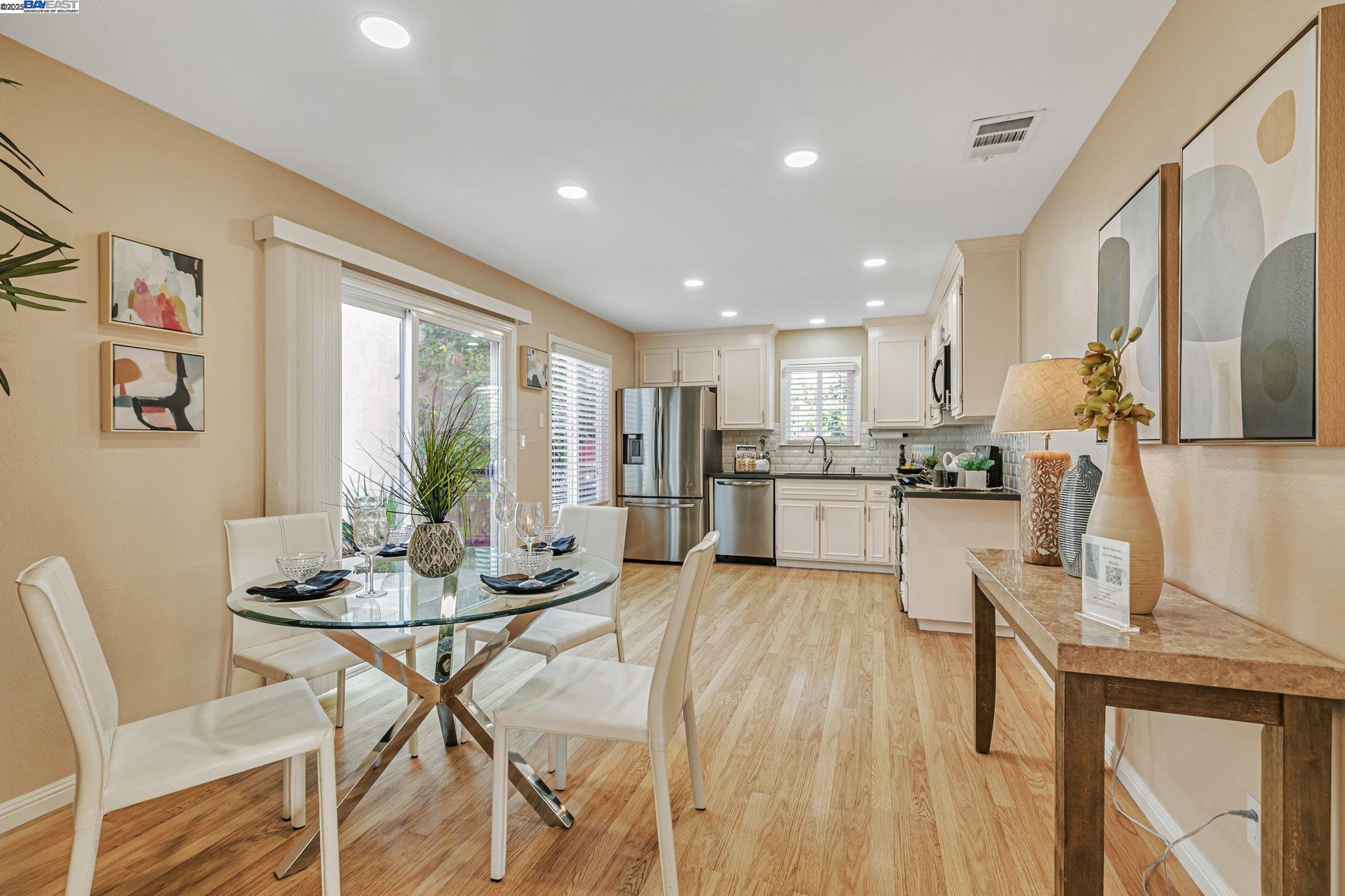 Detail Gallery Image 15 of 36 For 34915 Skylark Dr, Union City,  CA 94587 - 3 Beds | 2 Baths