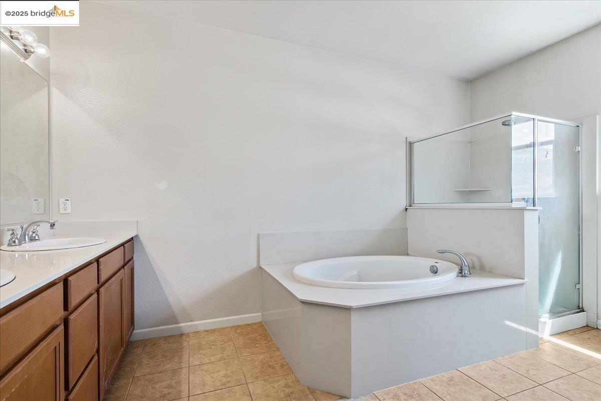 Detail Gallery Image 15 of 29 For 44 Vallarta Ct, Bay Point,  CA 94565 - 3 Beds | 2 Baths