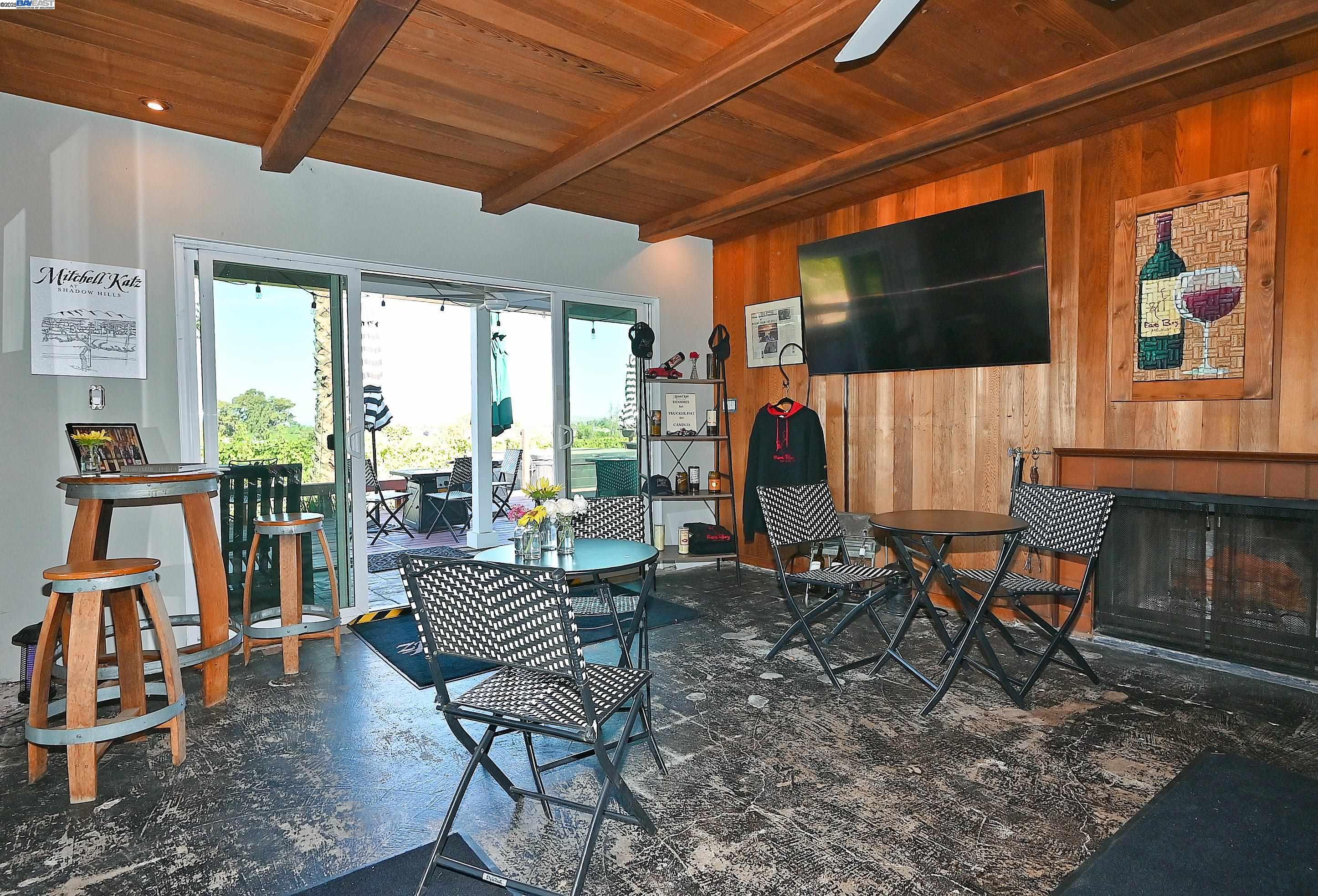 Detail Gallery Image 12 of 49 For 2915 S Vasco Rd, Livermore,  CA 94550 - 4 Beds | 4 Baths