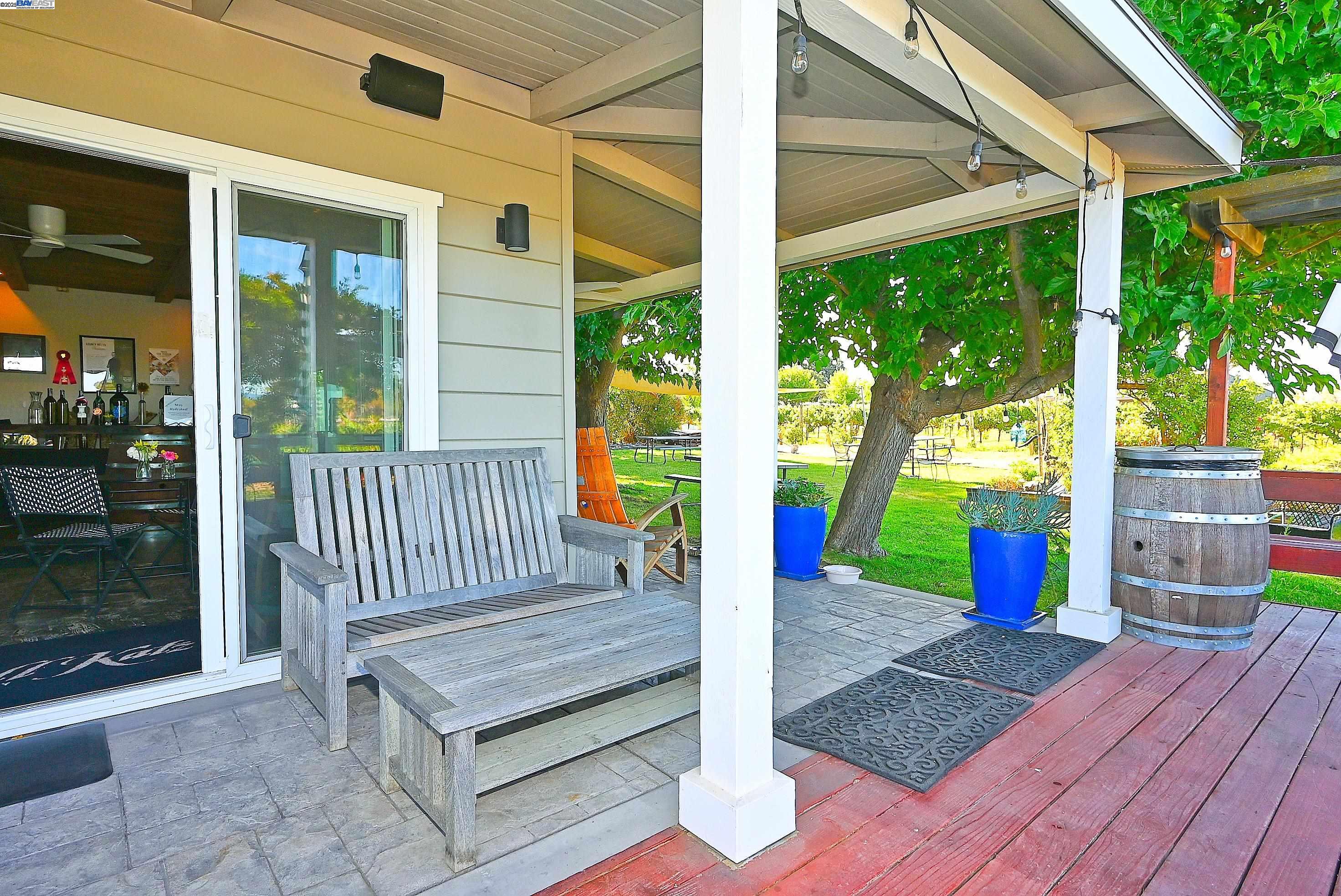 Detail Gallery Image 15 of 49 For 2915 S Vasco Rd, Livermore,  CA 94550 - 4 Beds | 4 Baths