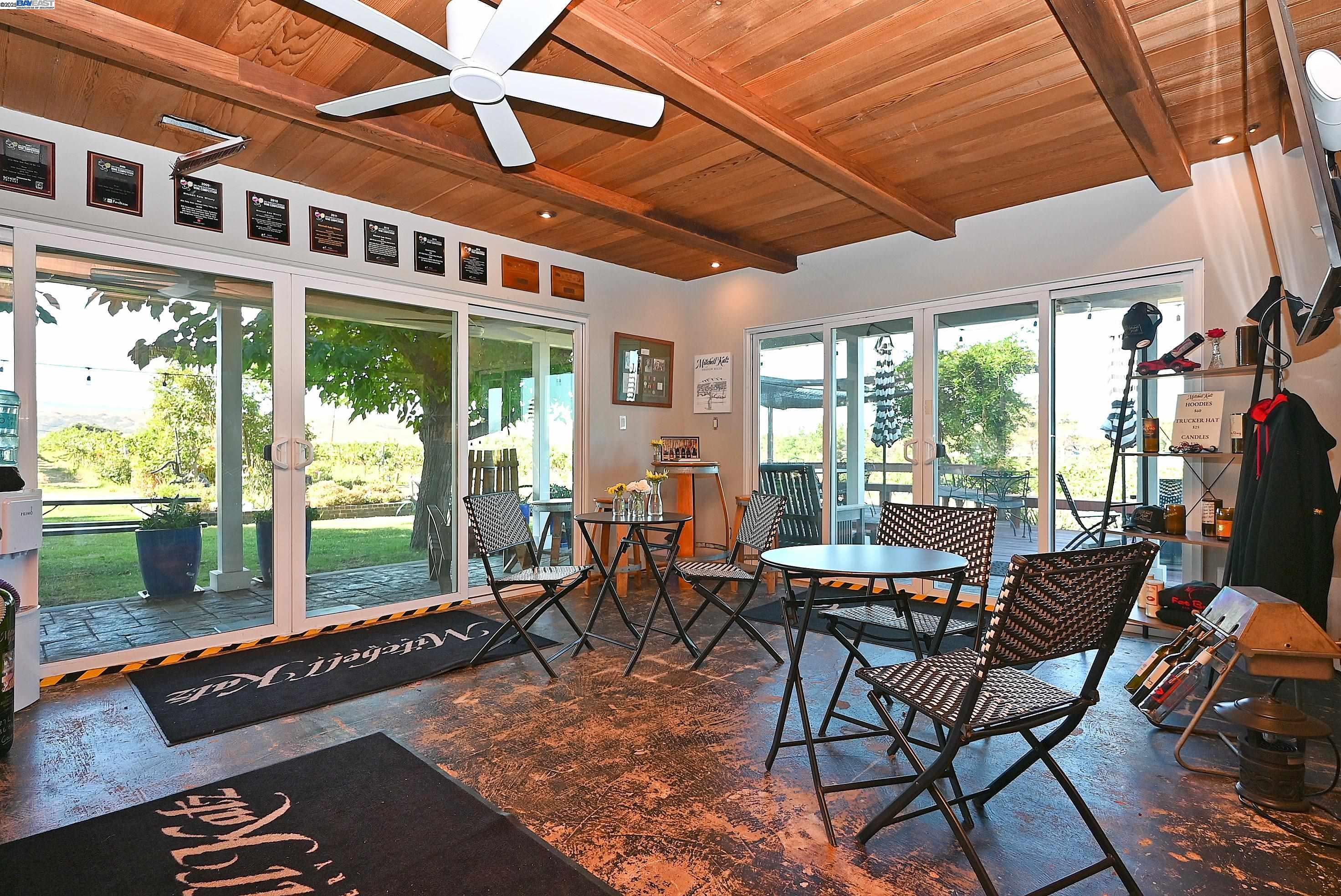 Detail Gallery Image 10 of 49 For 2915 S Vasco Rd, Livermore,  CA 94550 - 4 Beds | 4 Baths